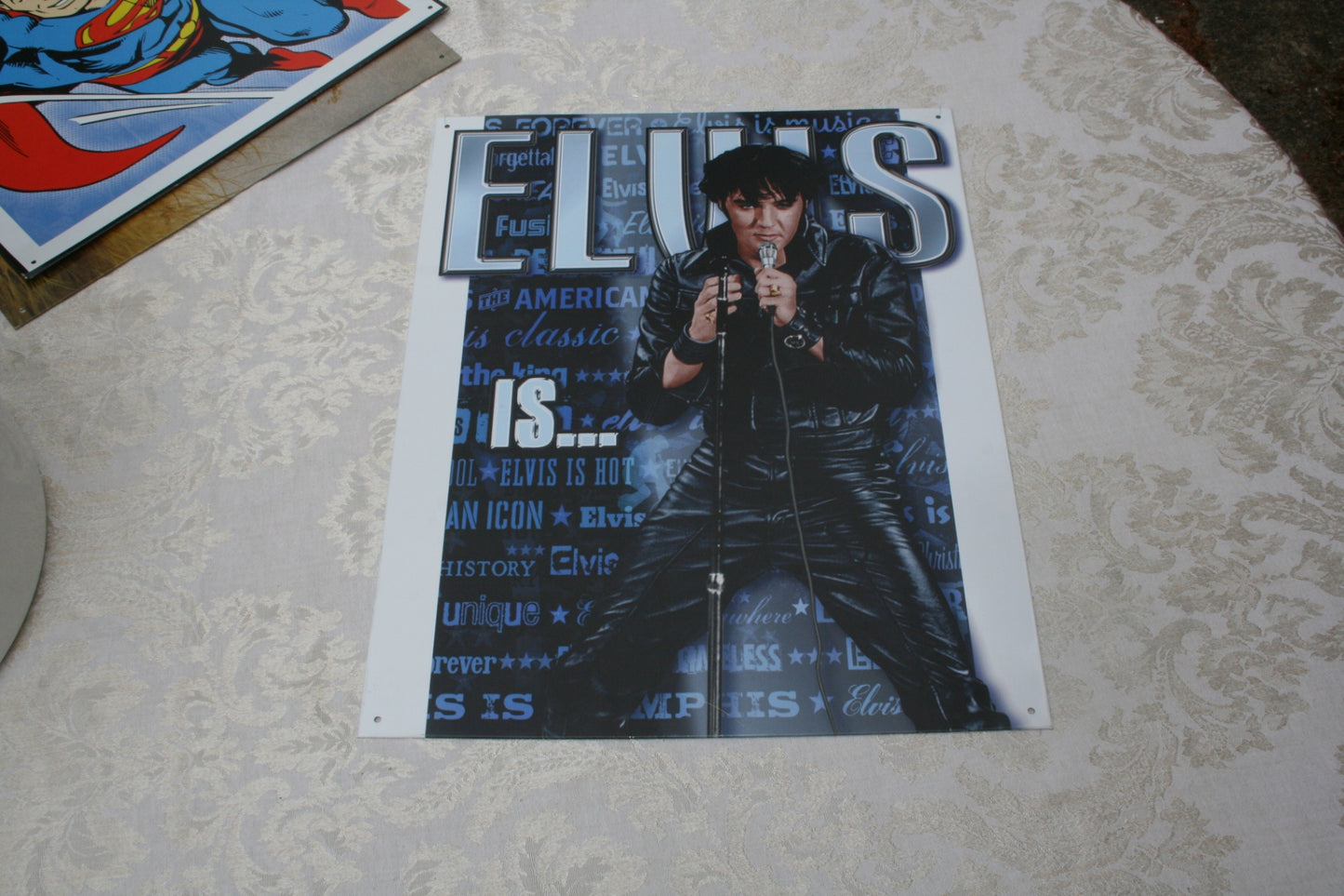 Elvis Sign