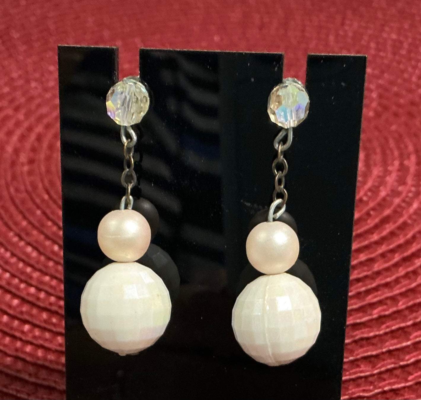 VTG. Dangle Earrings