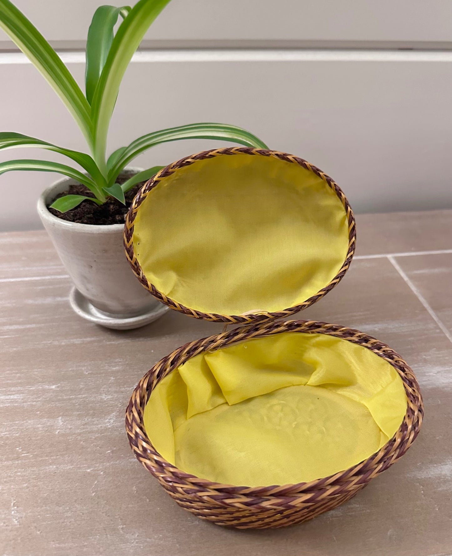 Vintage small oval basket