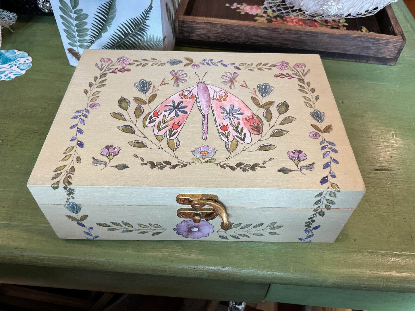 Decorative Box floral design