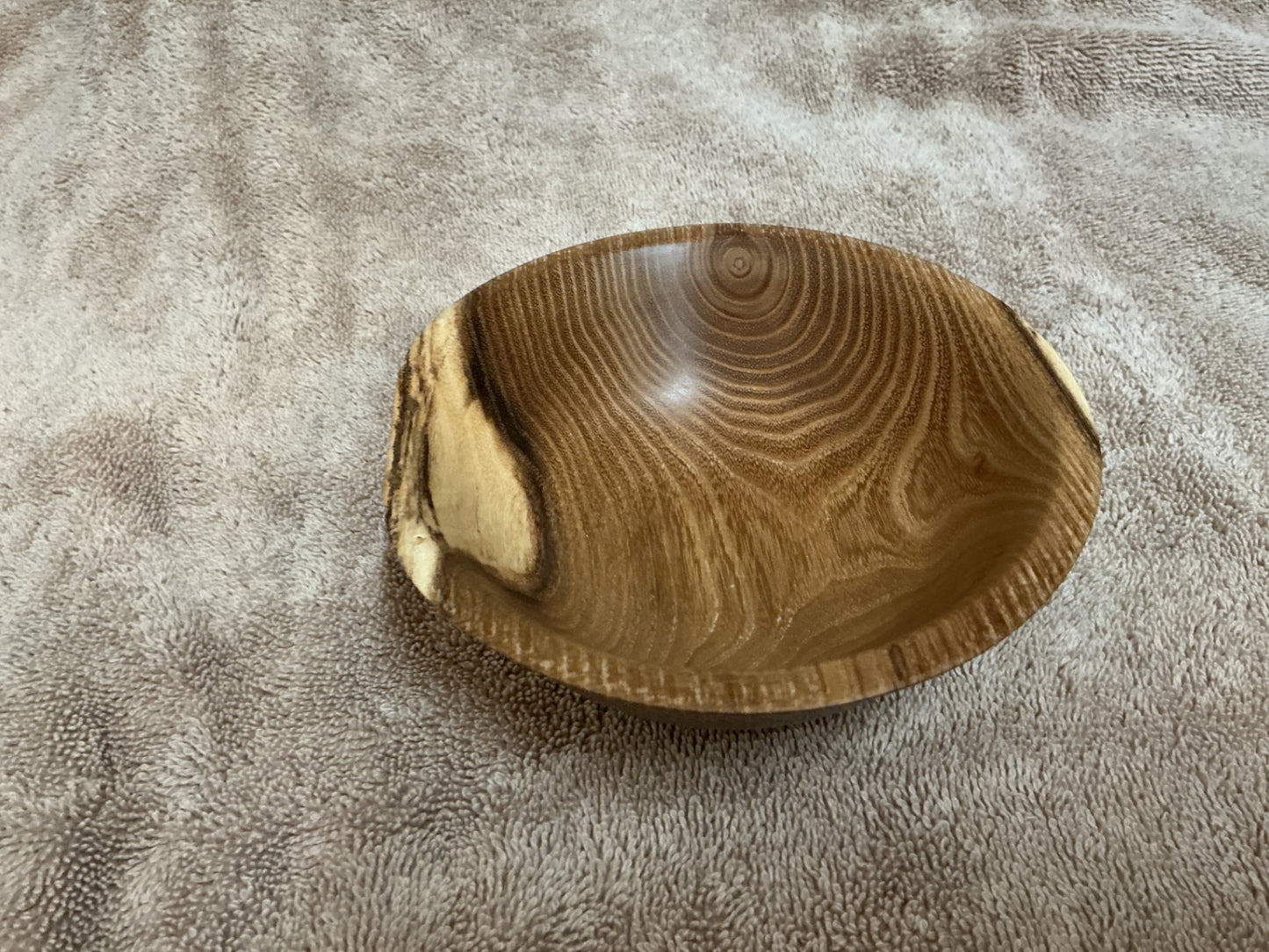 SMALL BLACK LOCUST BOWL