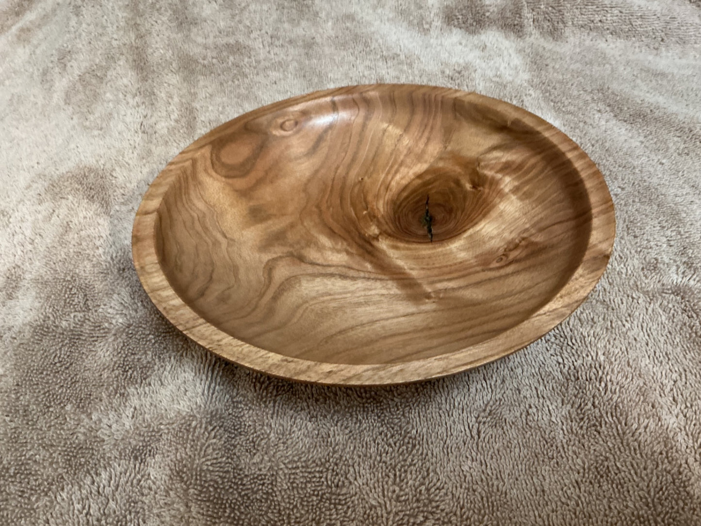 ENGLISH WALNUT BOWL