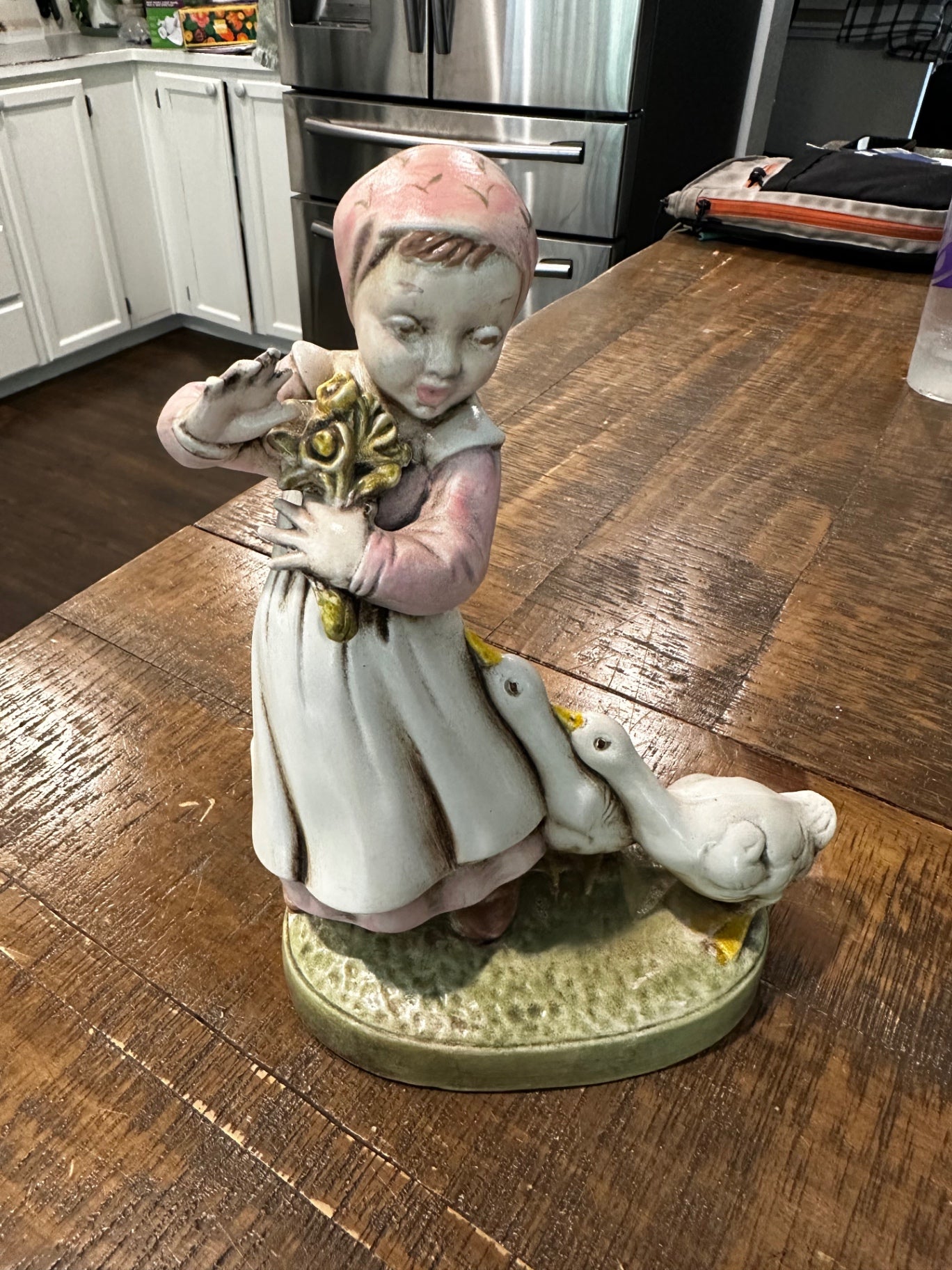 Vintage girl with 2 ducks