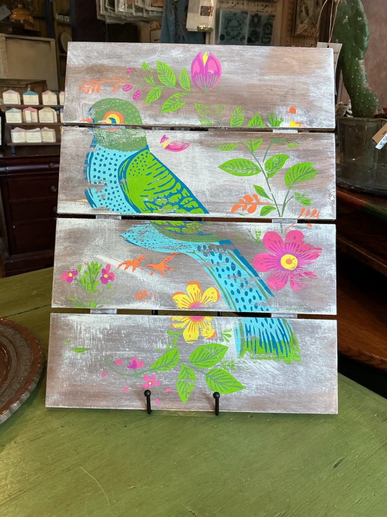 Wall art with bird