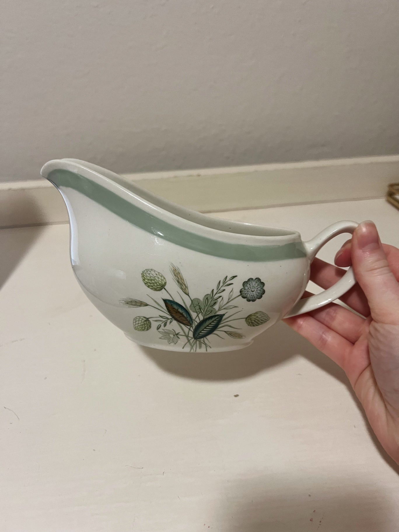 Vintage Wood & Sons England Clovelly Gravy Boat