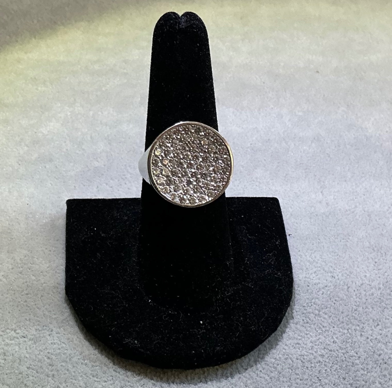 Unique “BLING” Ring. Size 8
