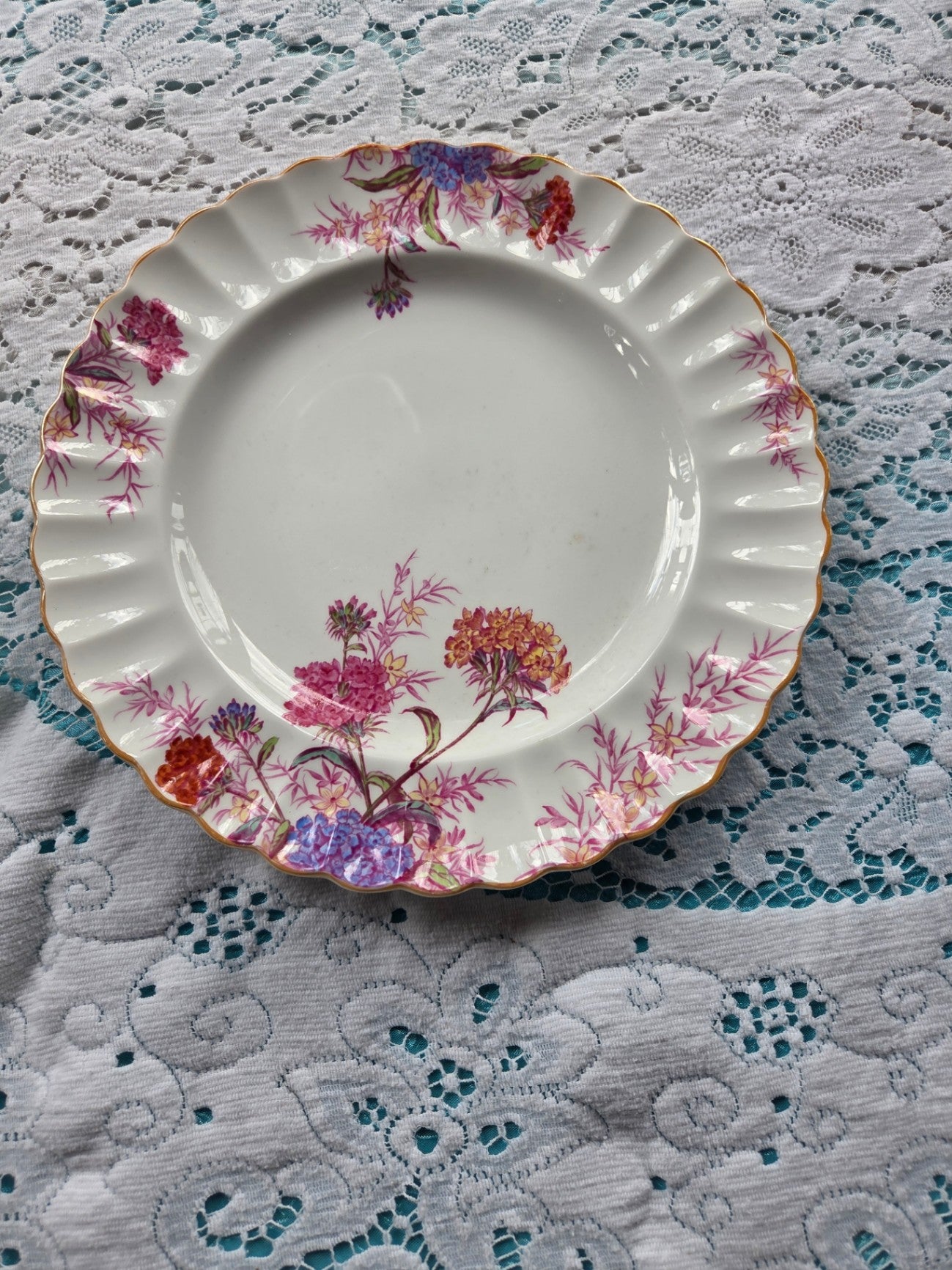 Spode country gardens plate