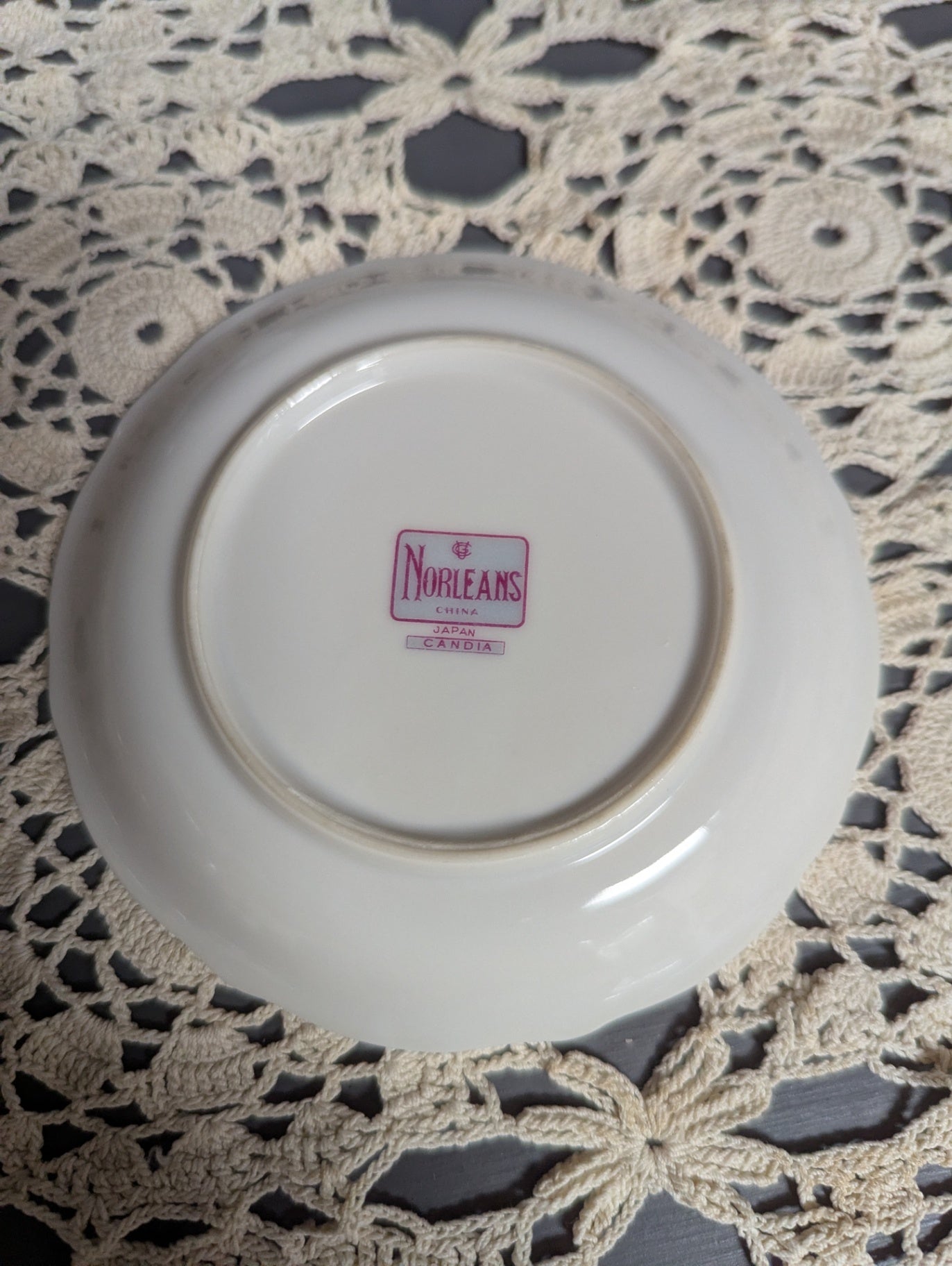 Vtg. Norlean's Porcelain Pats