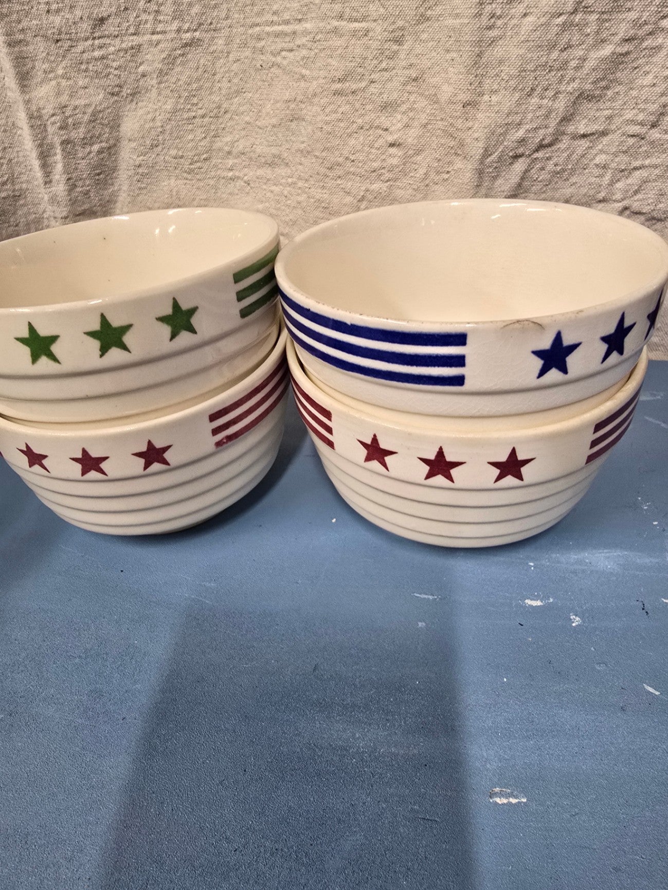 Vintage usa set of 4 bowls