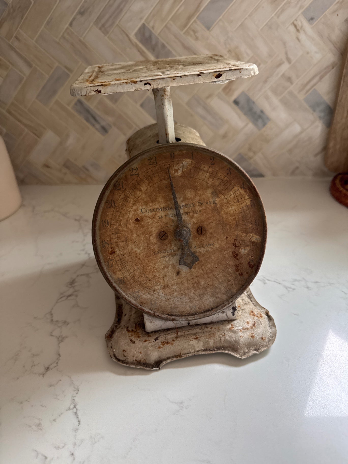 Vintage Scale White