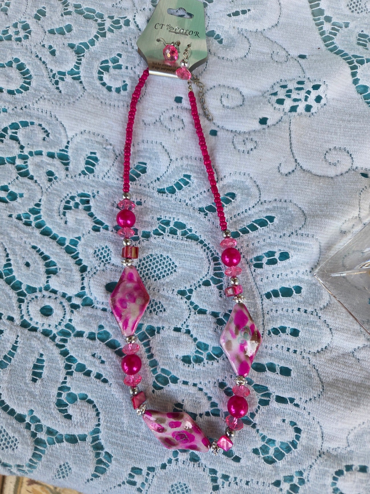 Becklace and earring set