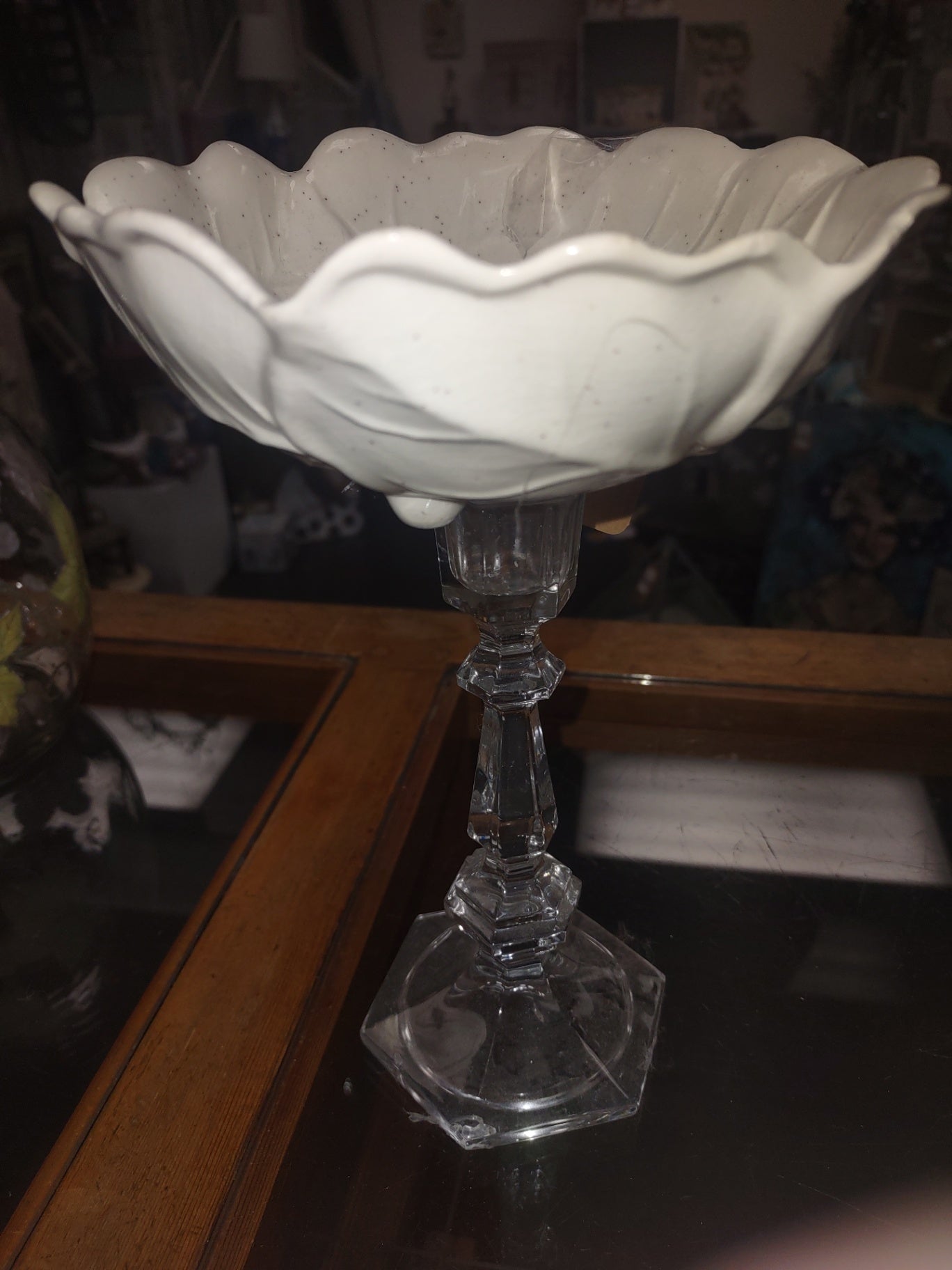 White lettuce bowl pedestal