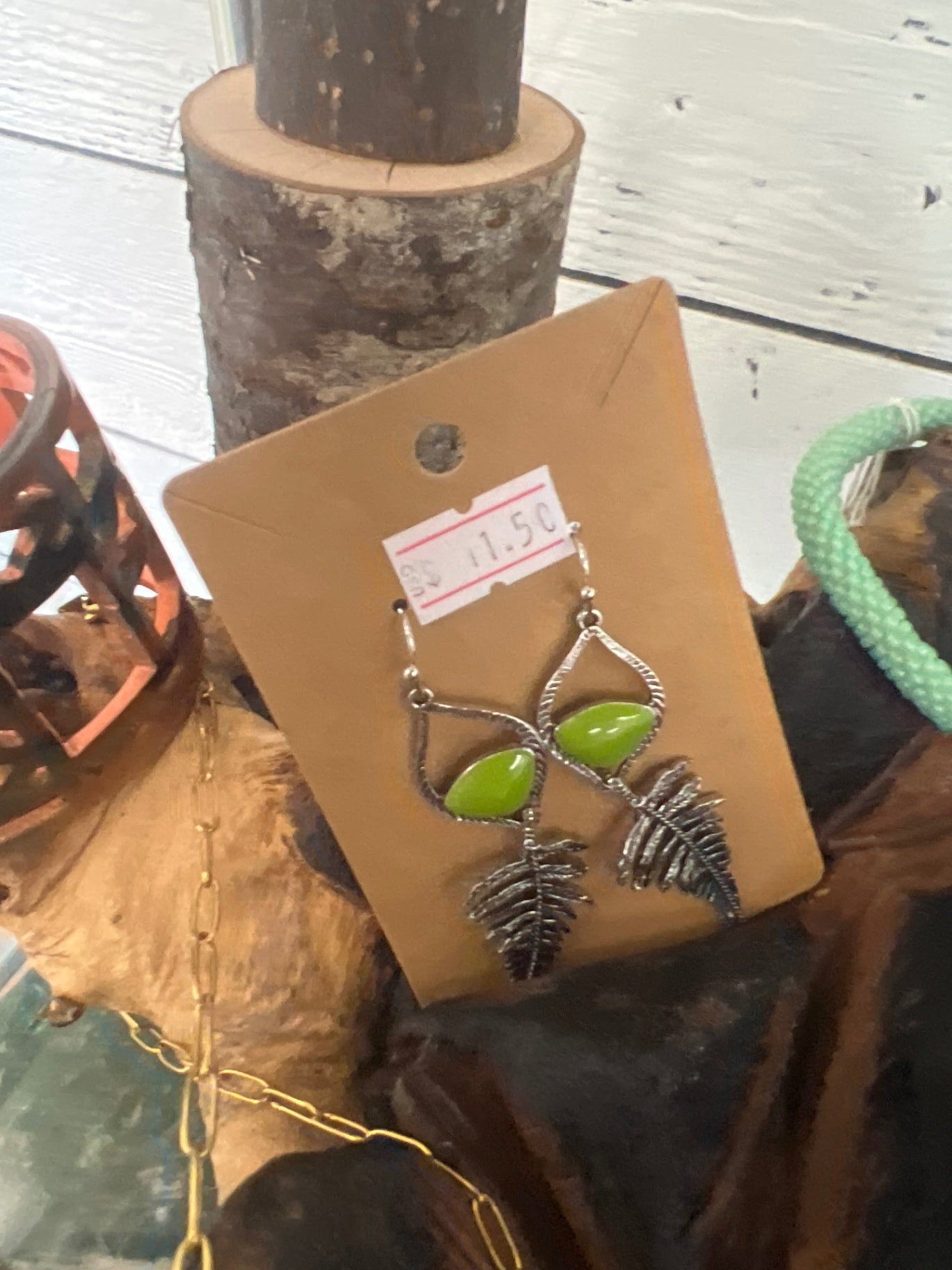 Jewelry silver and green leaf earrings