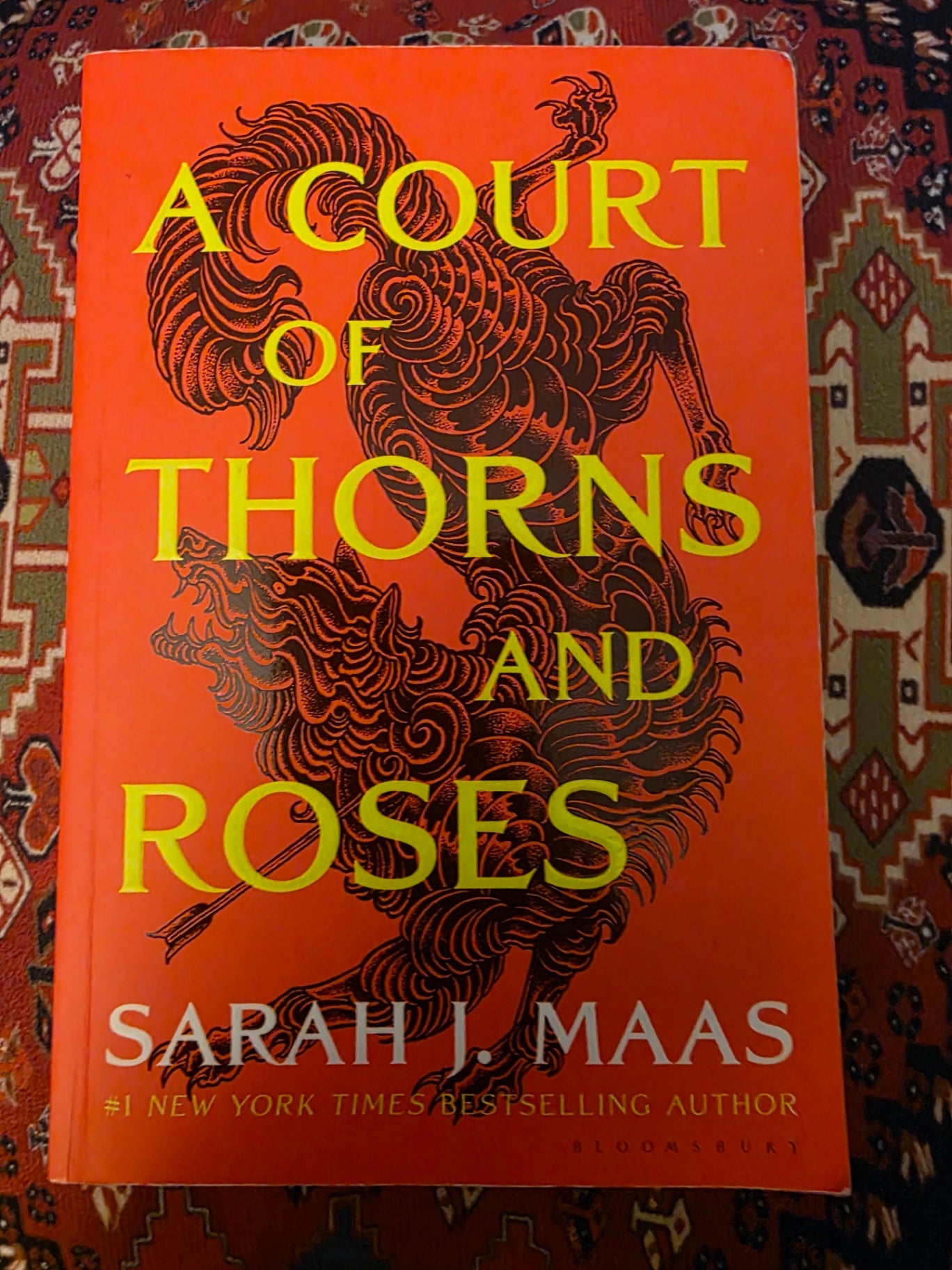 A COURT OF THORNS AND ROSES