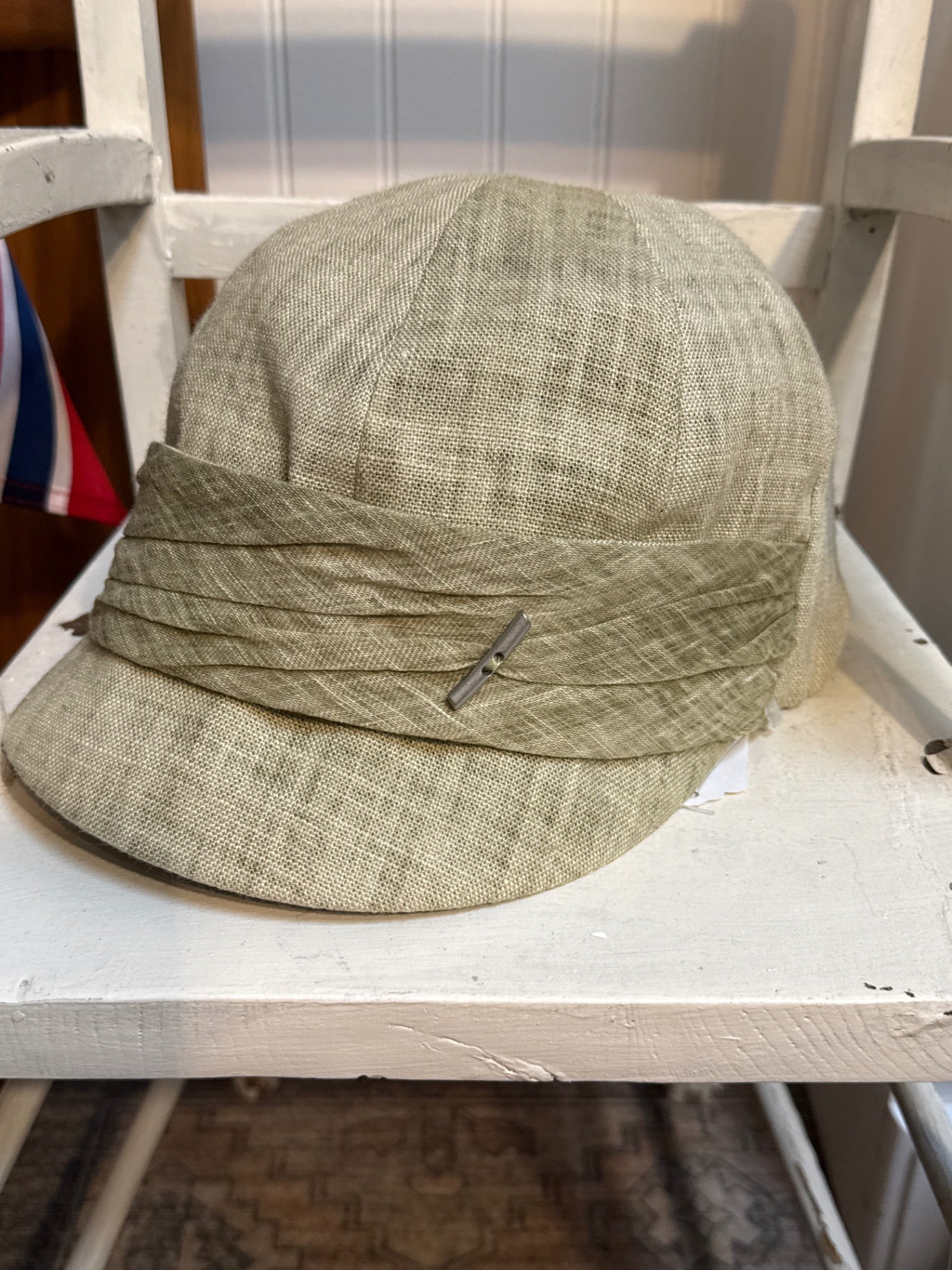 Beautiful linen hat made in Canada