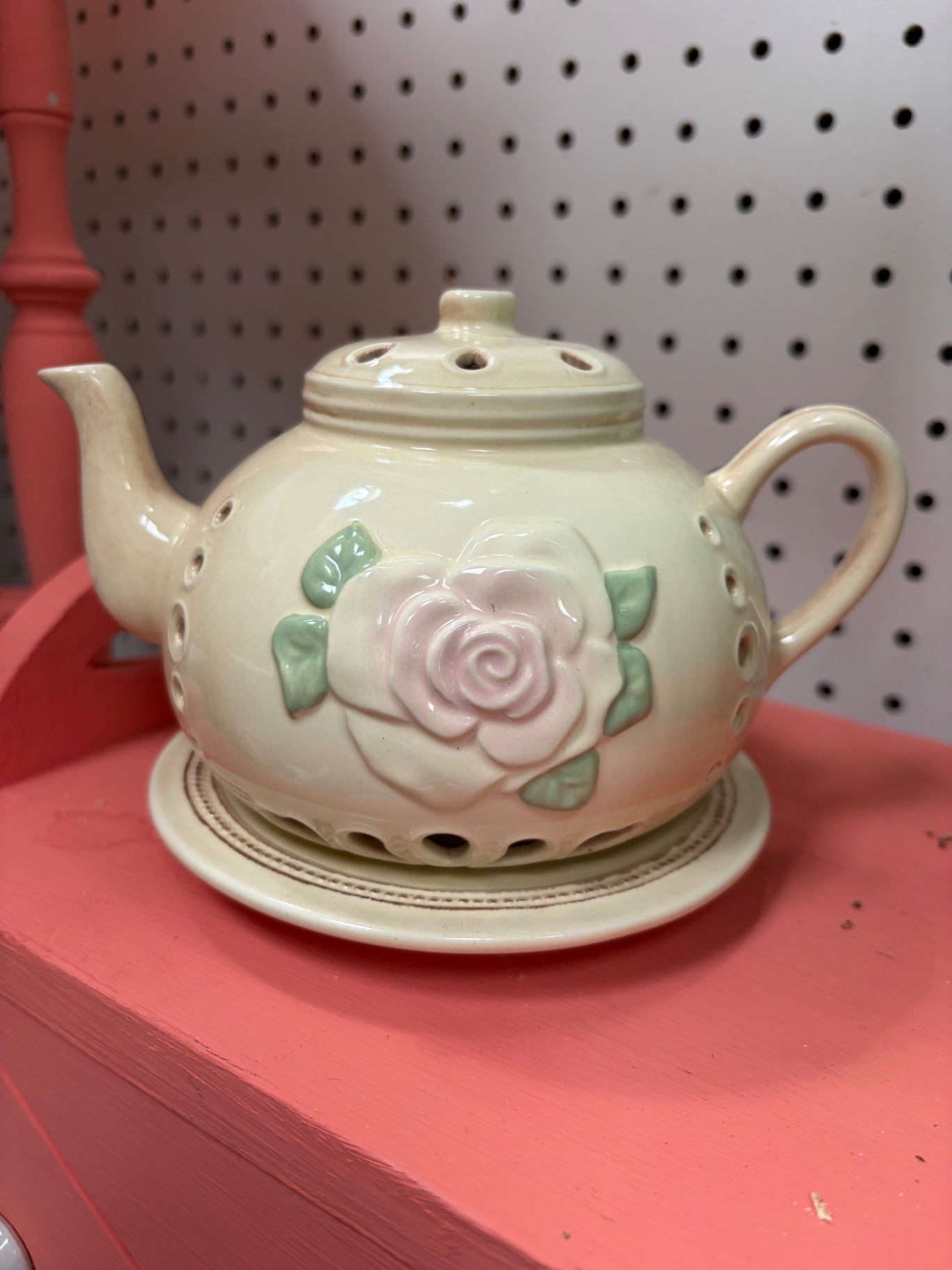 Votive holder
