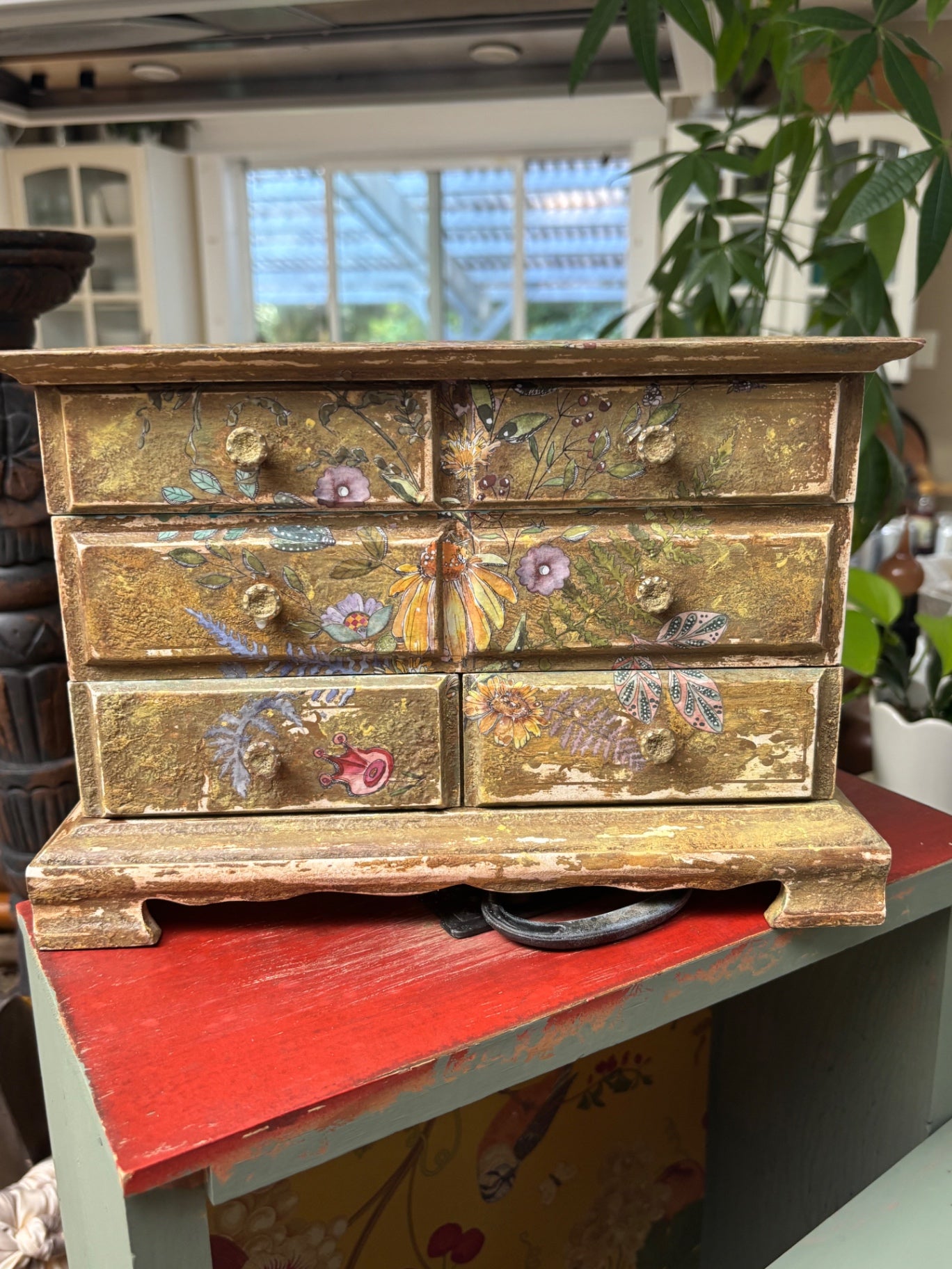 Hand decorated music box