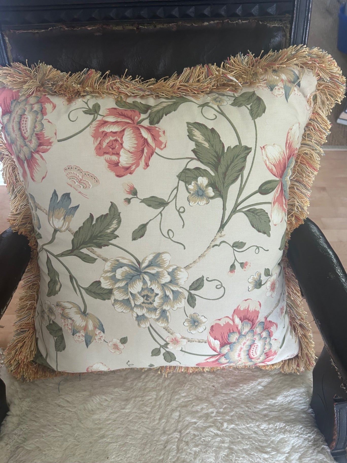 Floral throw pillow - large