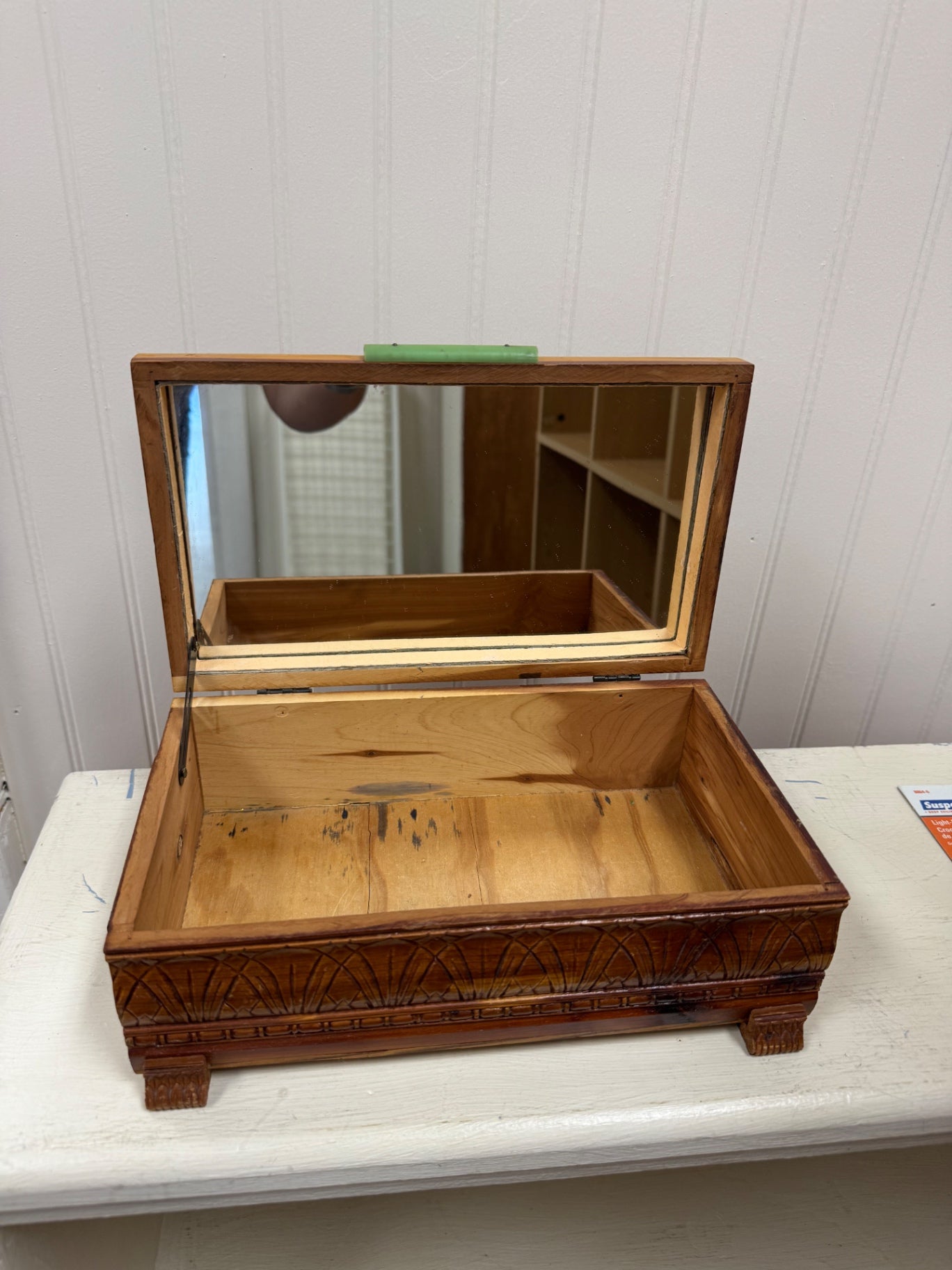 Jewelry box with mirror