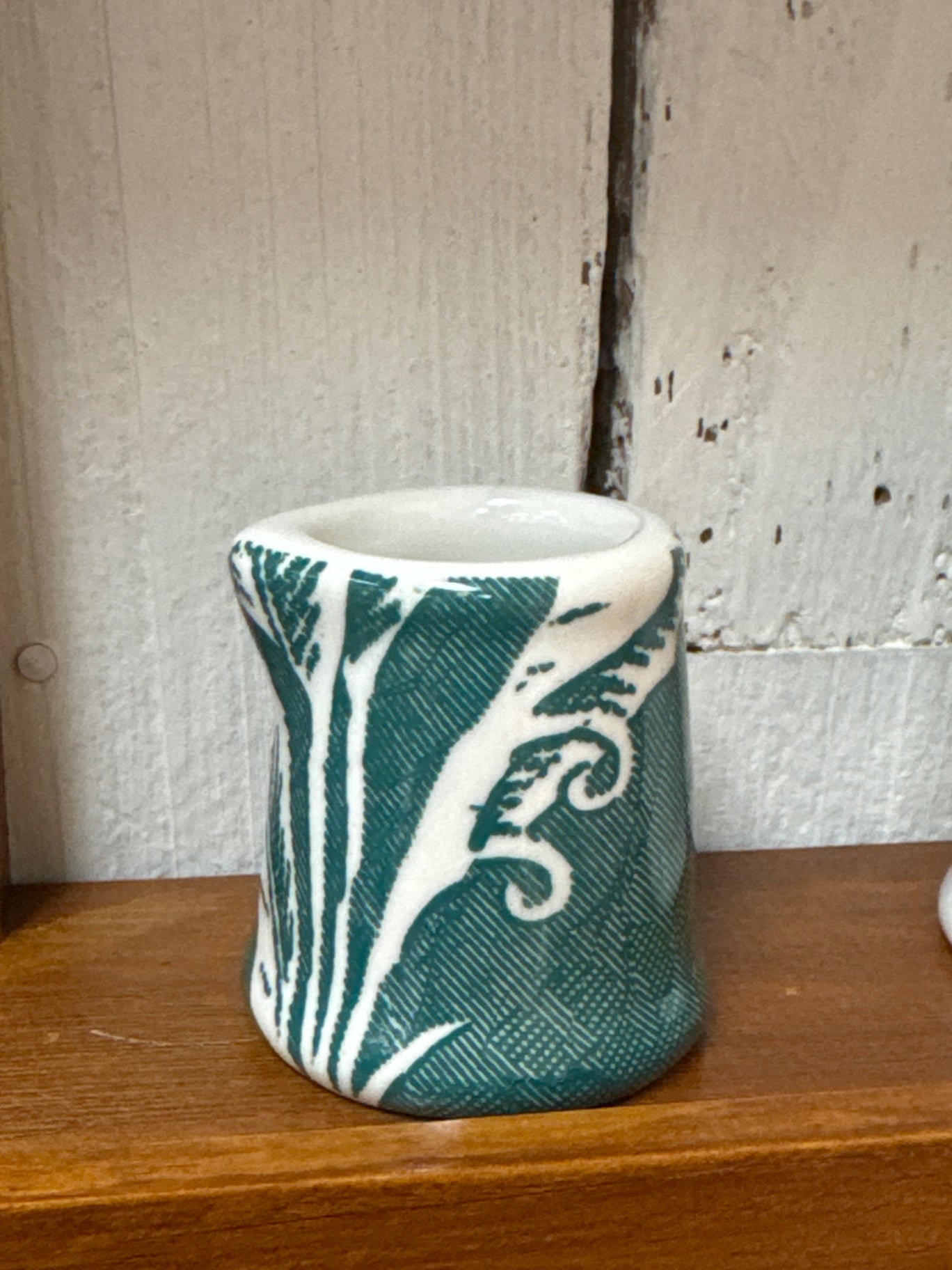 Individual creamer