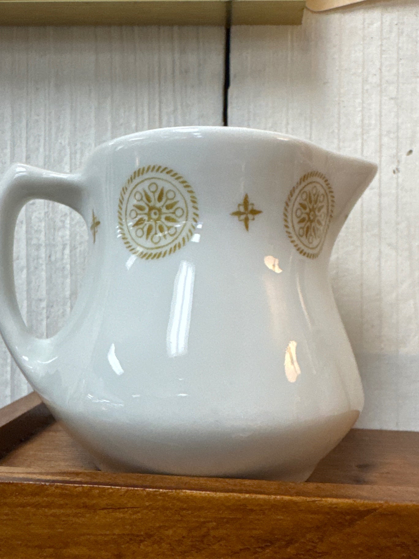 Individual creamer