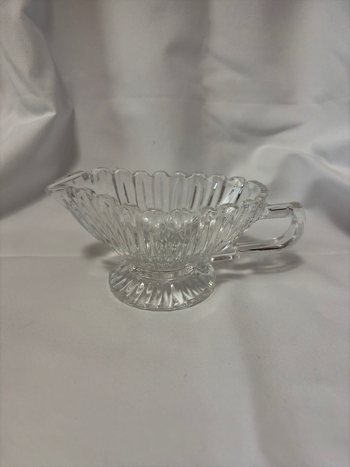 Mikasa Royal Suite Crystal clear sauce boat. 6”