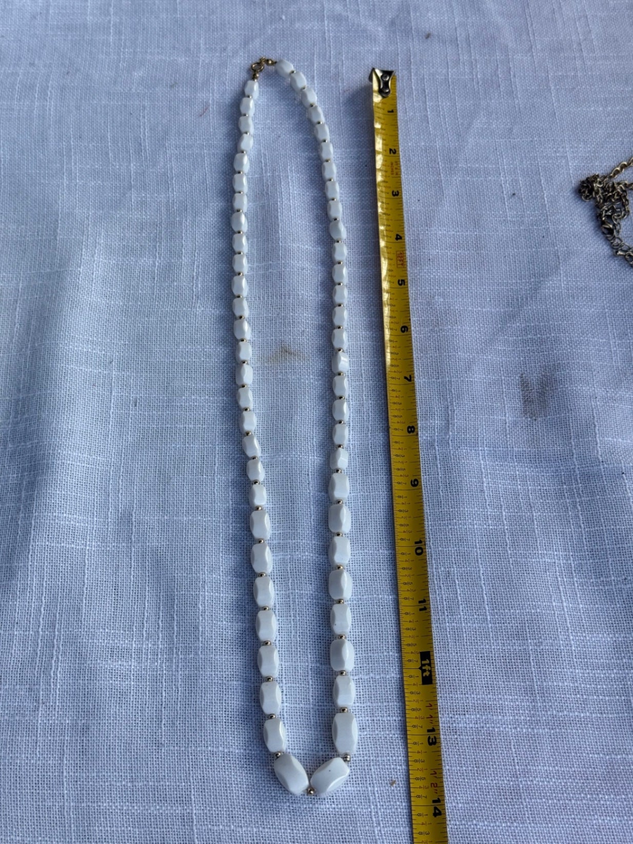 Vintage Mid-Century White Milk Glass Faceted Barrel Bead Necklace – 28"