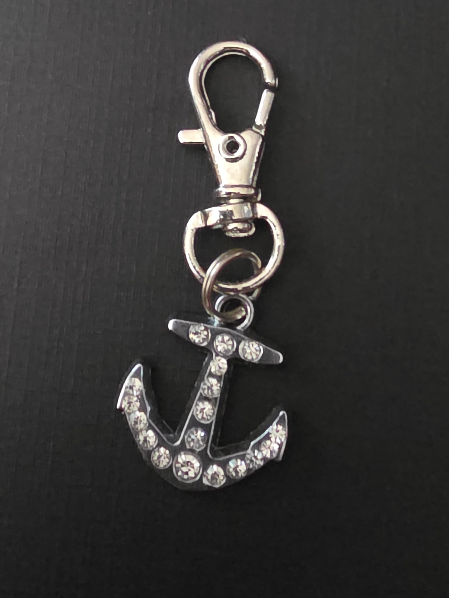 18c zipper pull anchor
