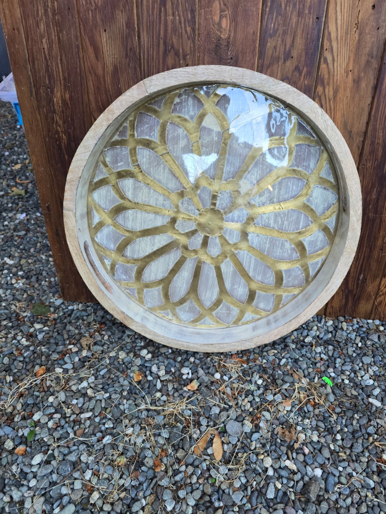 Round tray