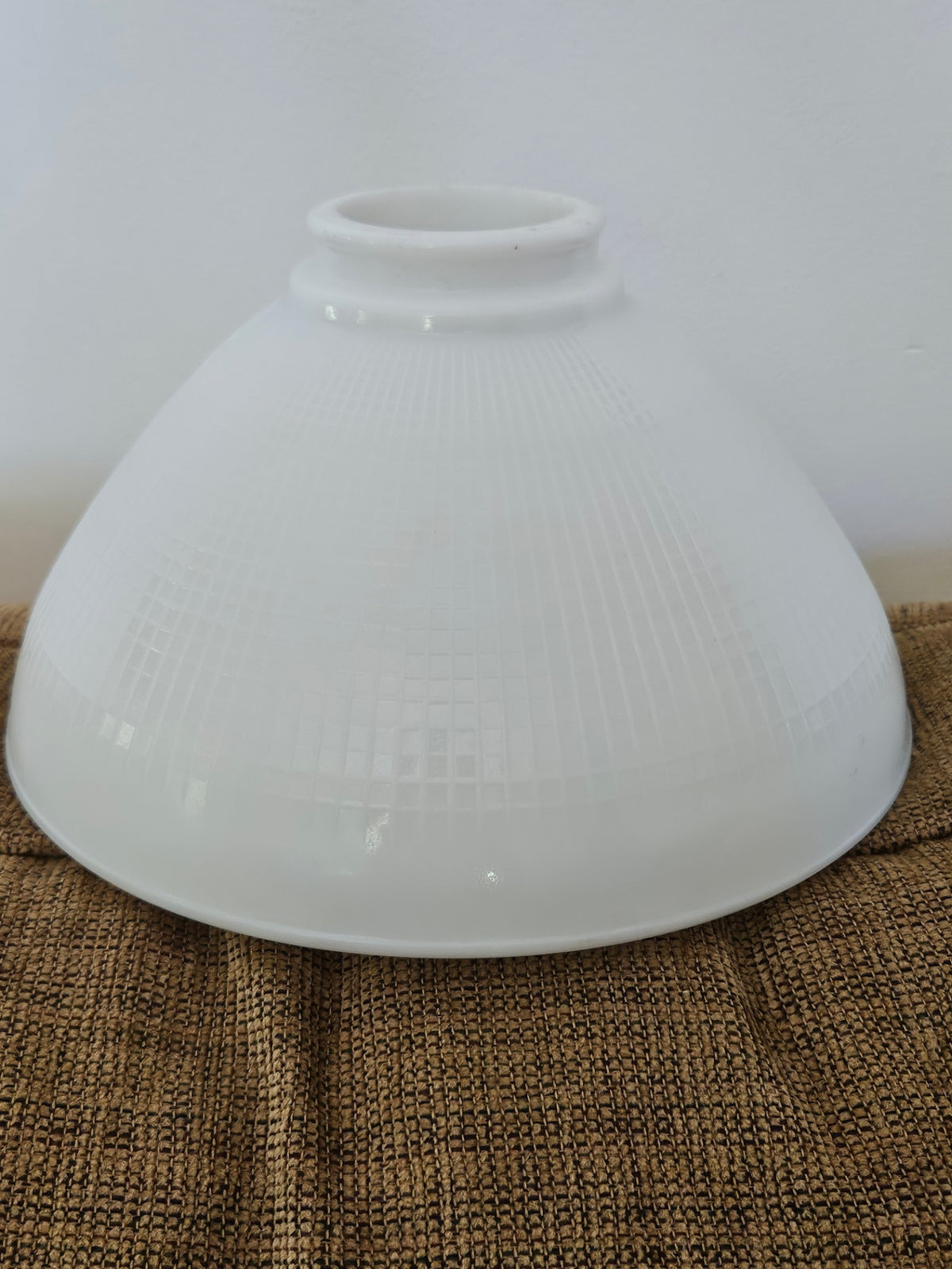 Vintage glass shade 10"D