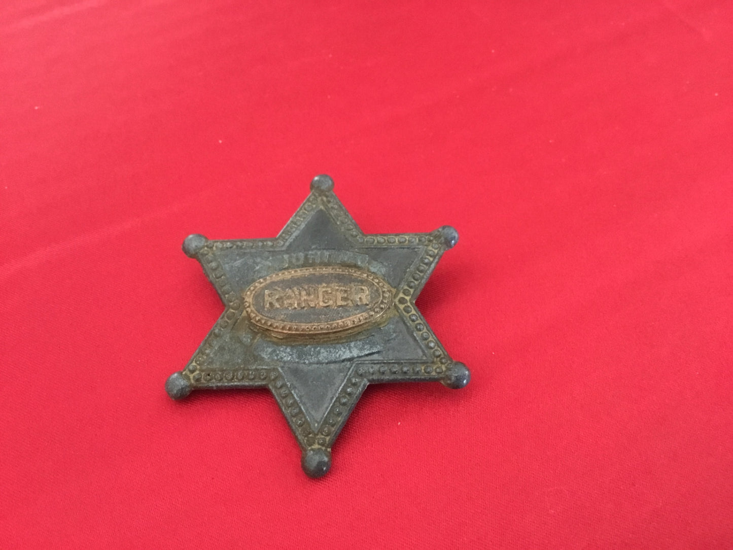 Vintage, Junior Ranger star badge