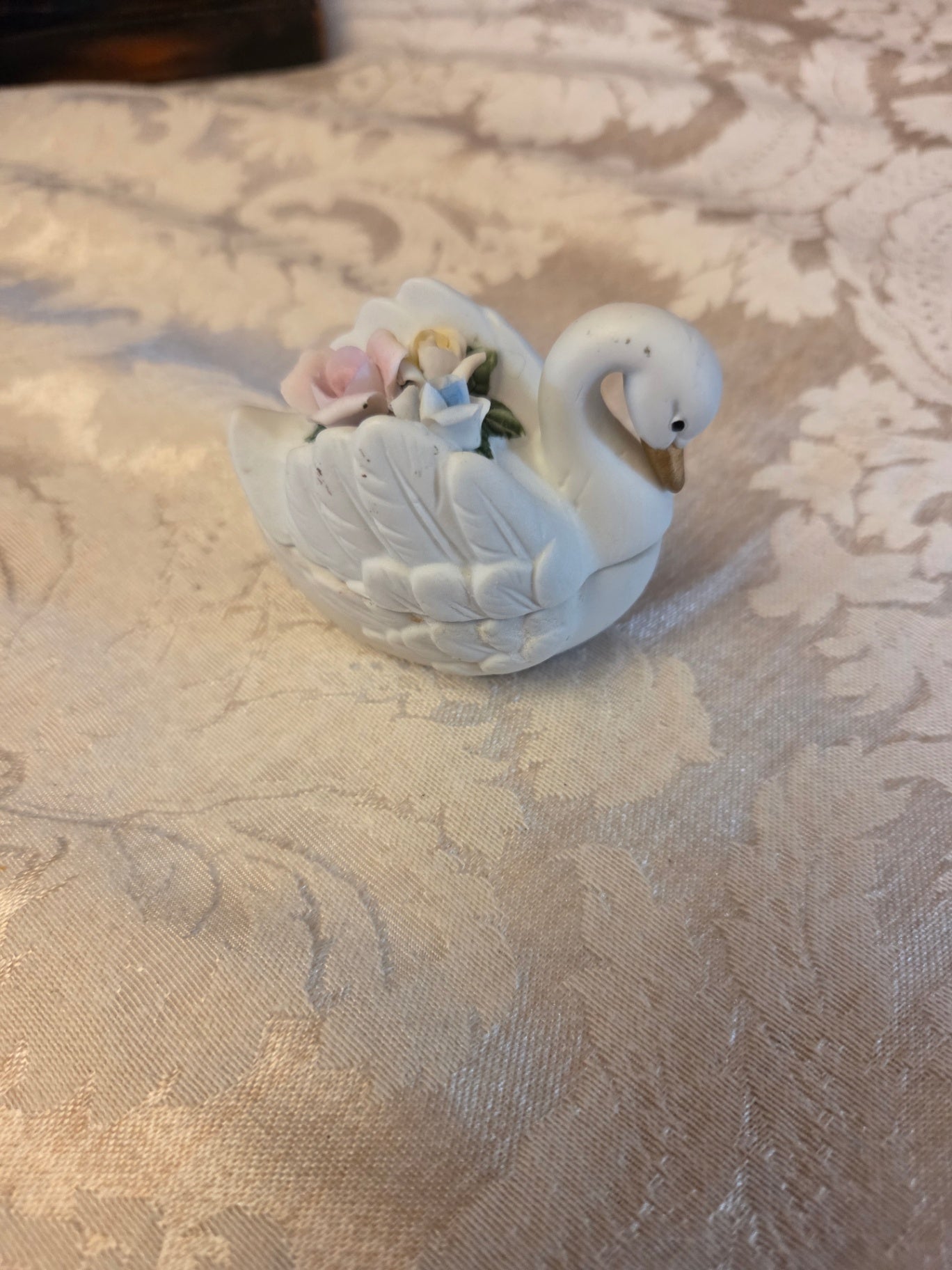 Lefton swan candle