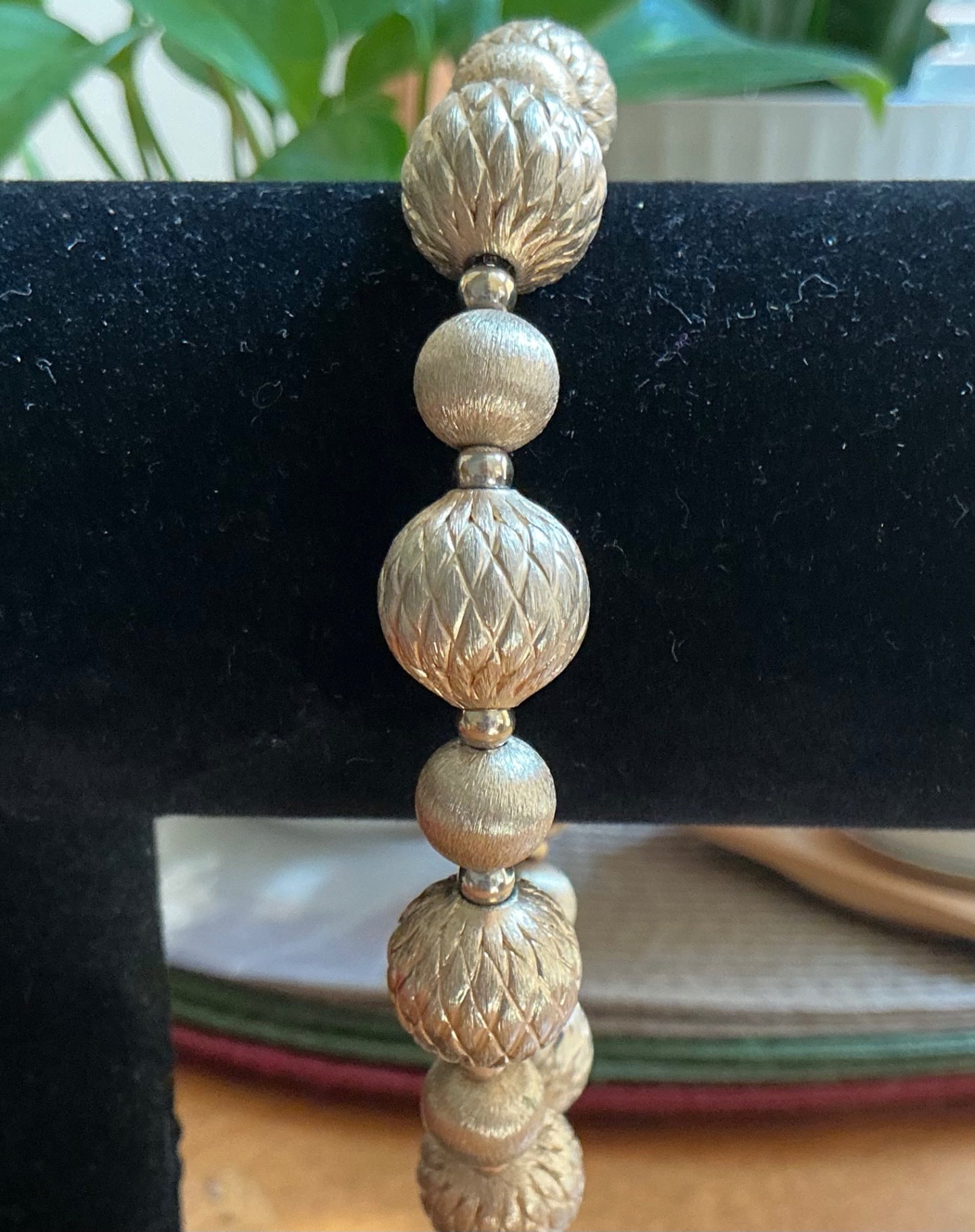 VTG. Textured Bracelet