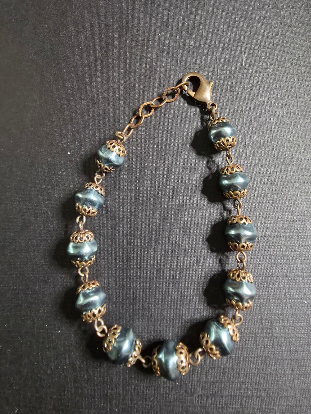 16B vintage chain drk blue beads