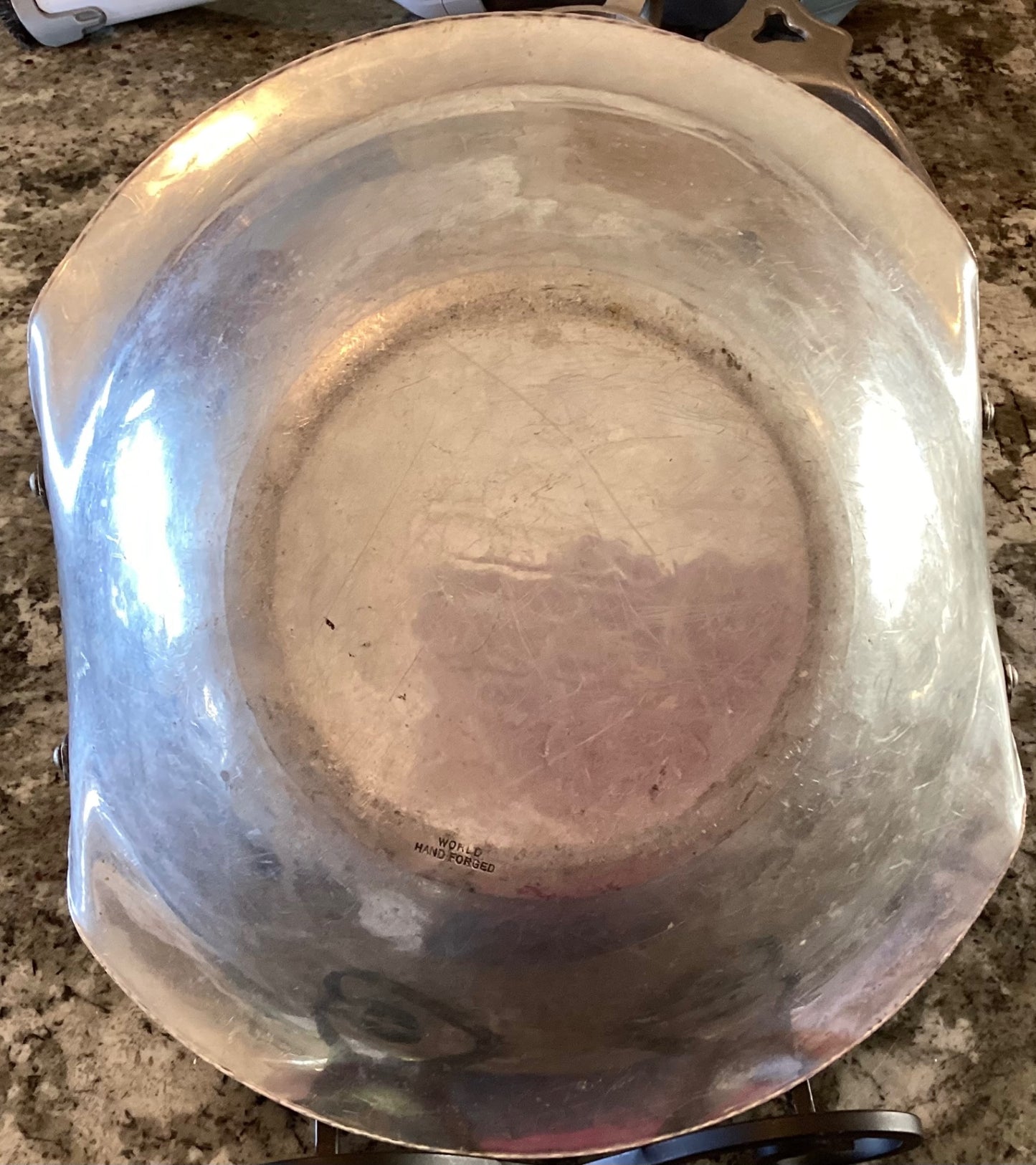 Hammered aluminum decorative basket