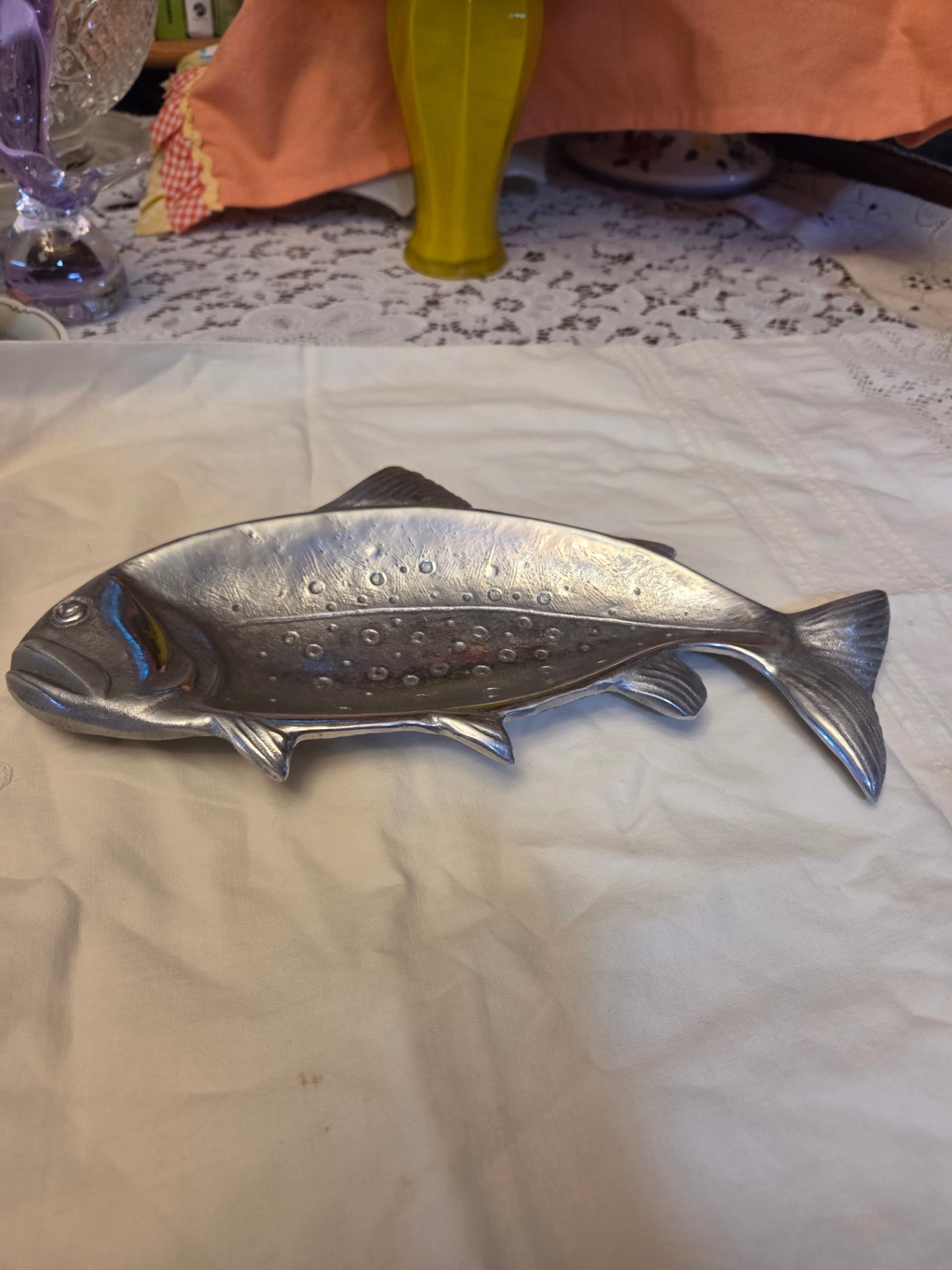 Bruce Fix fish tray