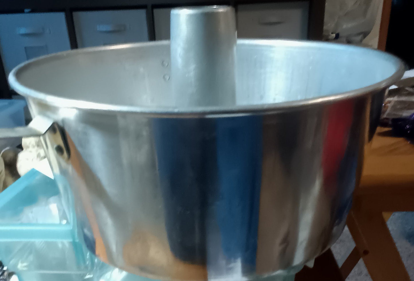 Vtg Comet Cake Pan