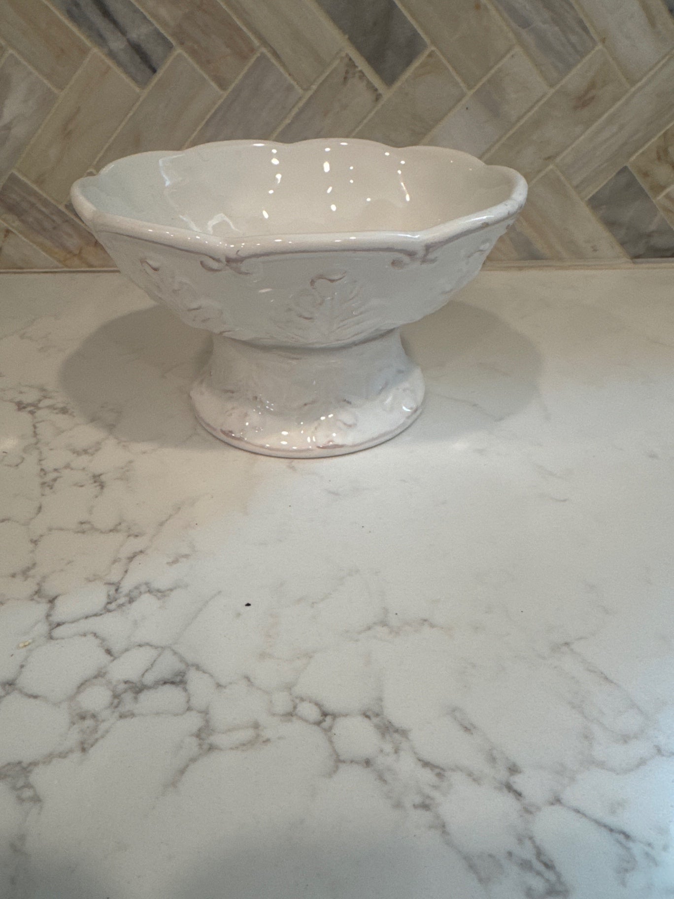 Pedestal Bowl Leaf Pattern