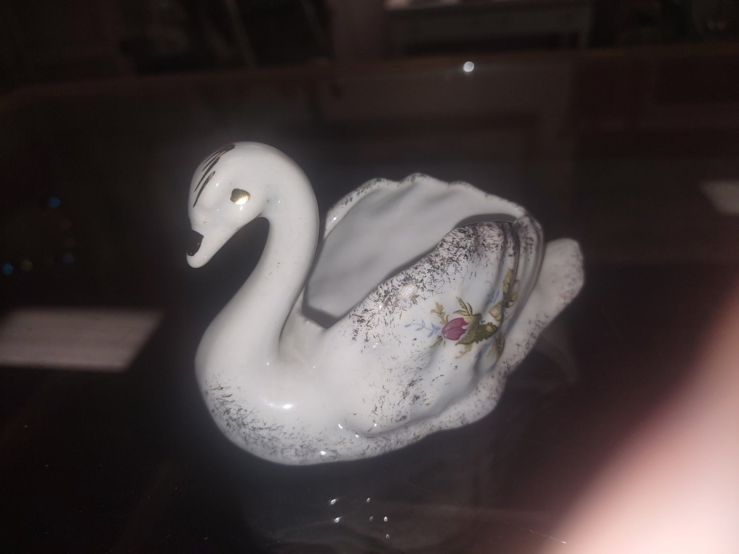 Swan glass small