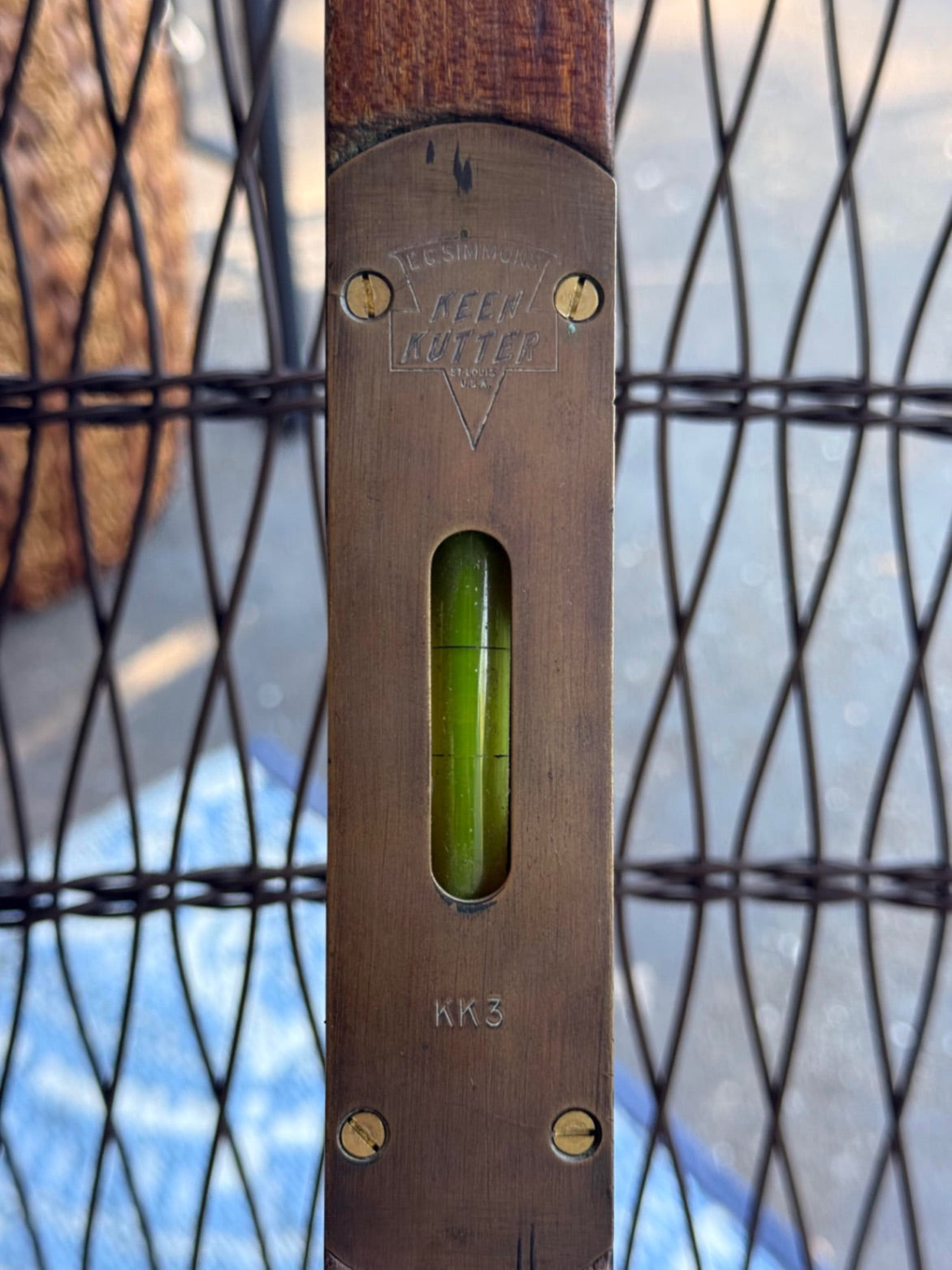 Vintage Wooden Carpenter's Spirit Level | Antique Brass-Bound Fluted Hand Tool