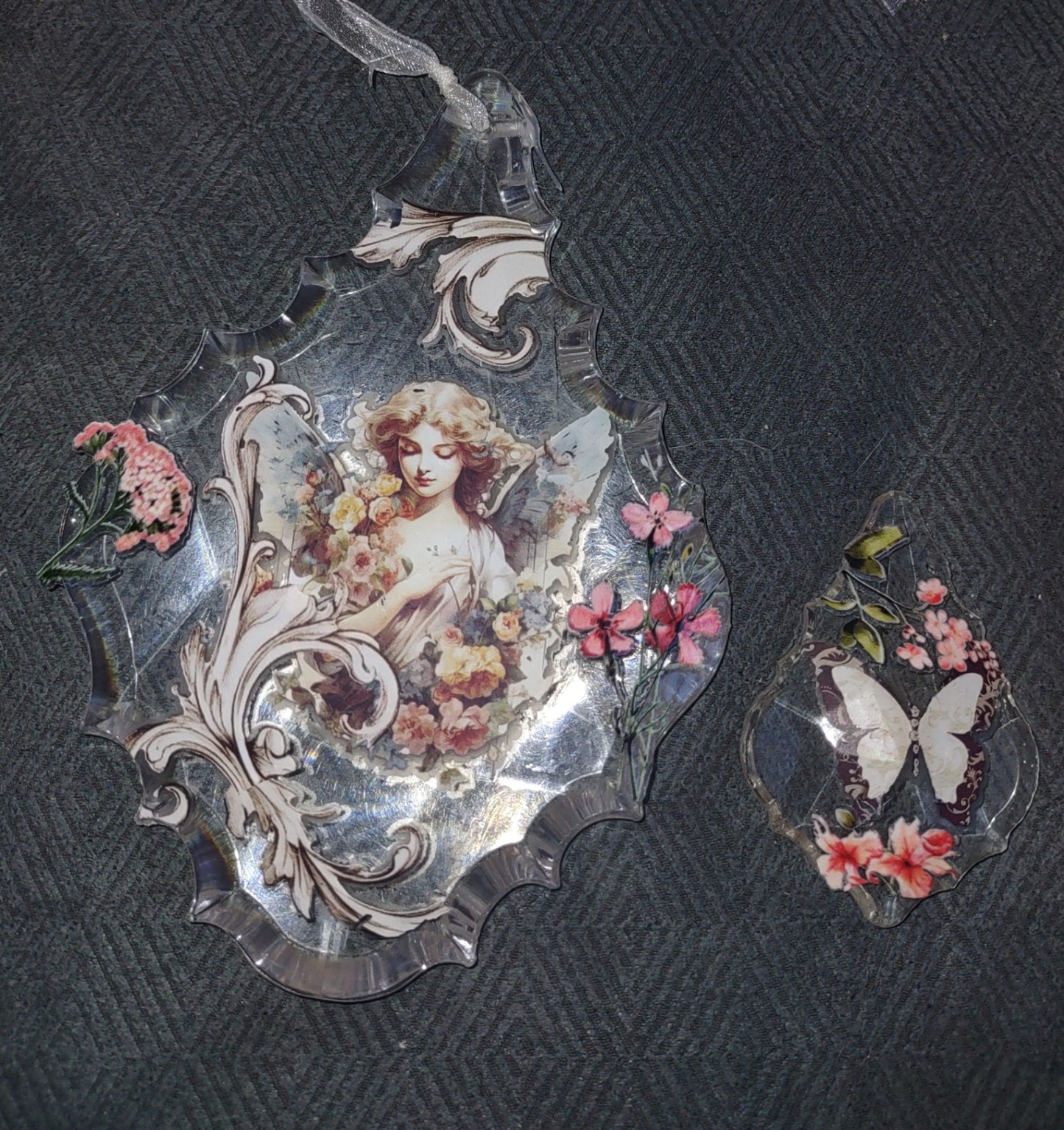 Crystal set shabby chic.