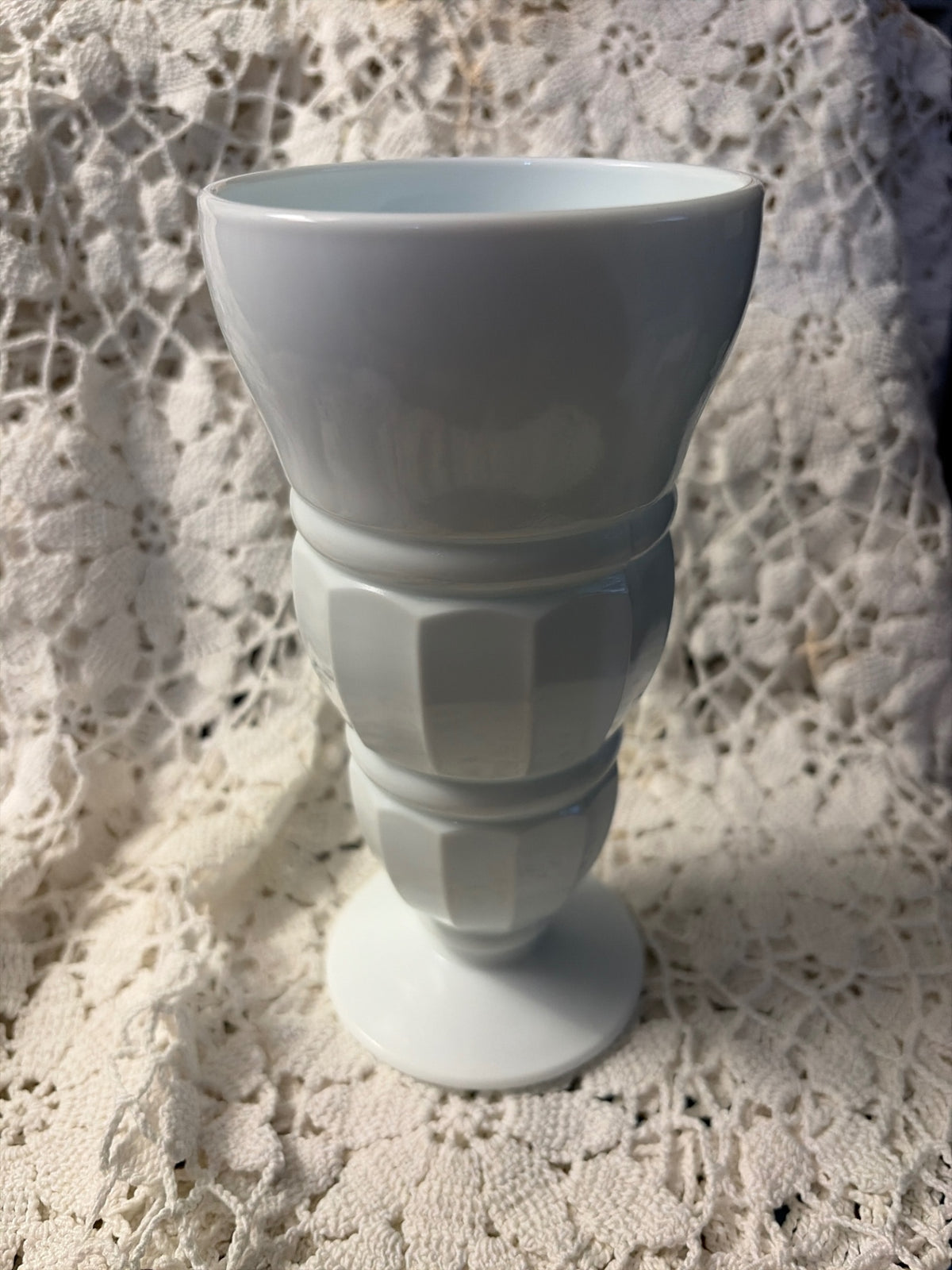 Vtg Milk Glass Ice Cream Soda Glass