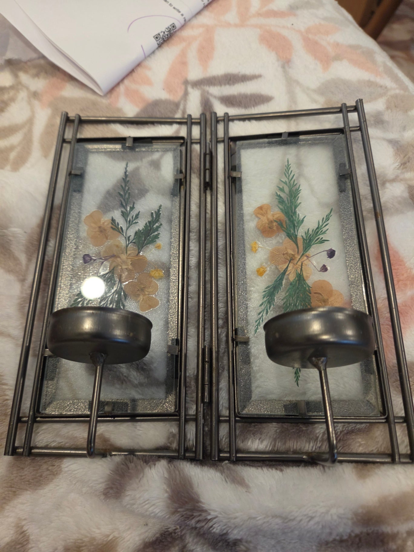 Candle holder