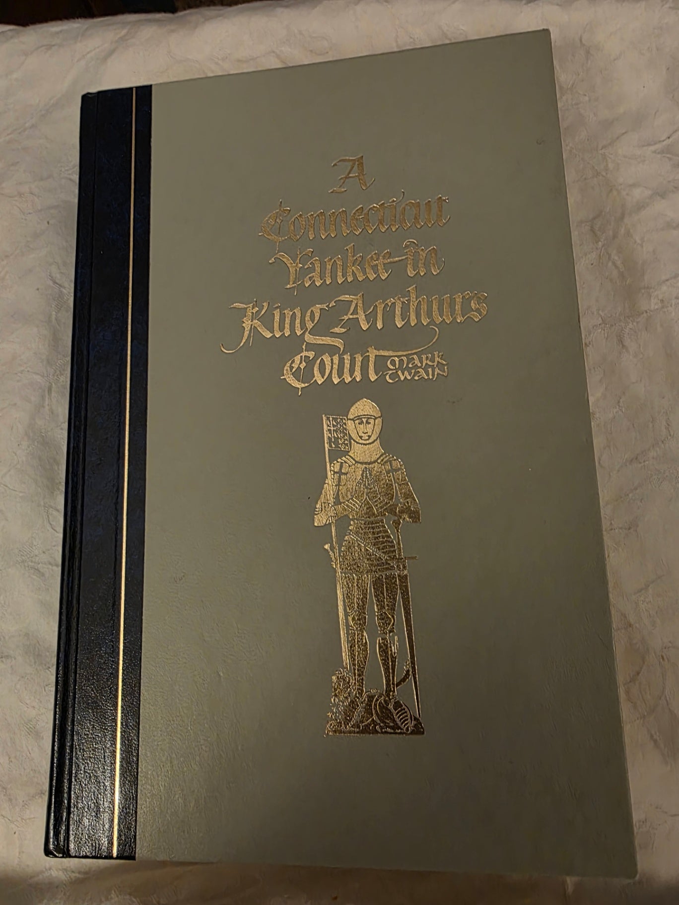 A CONNECTICUT YANKEE IN KING ARTHUR'S COURT.