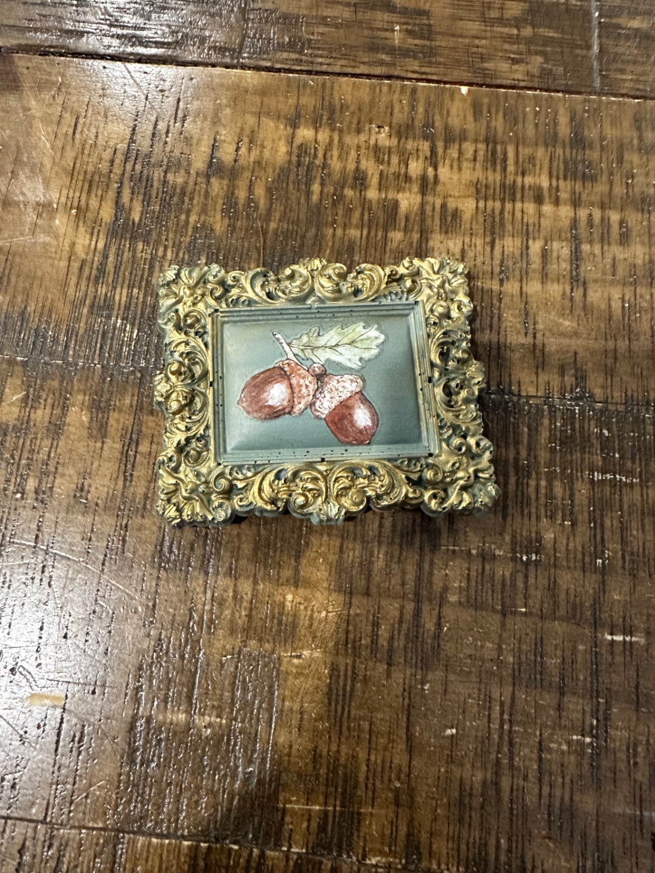Small green magnet