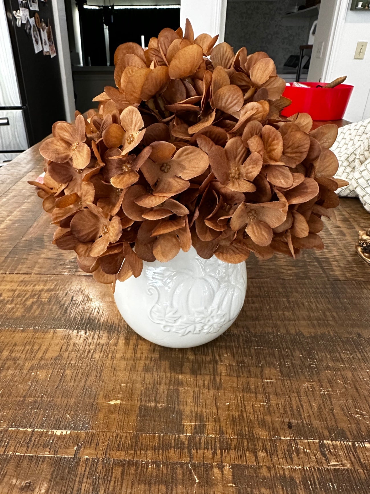 Fall hydrangea arrangement