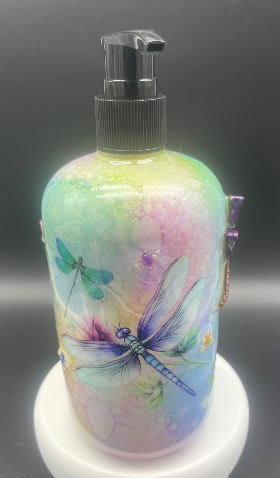 Dragonfly soap despencer