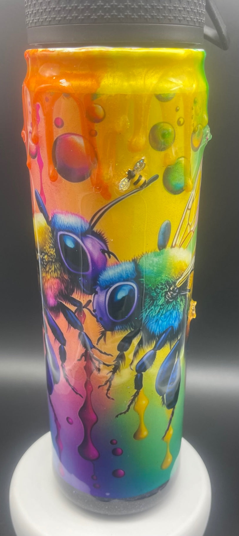 24oz rainbow bees waterbottle