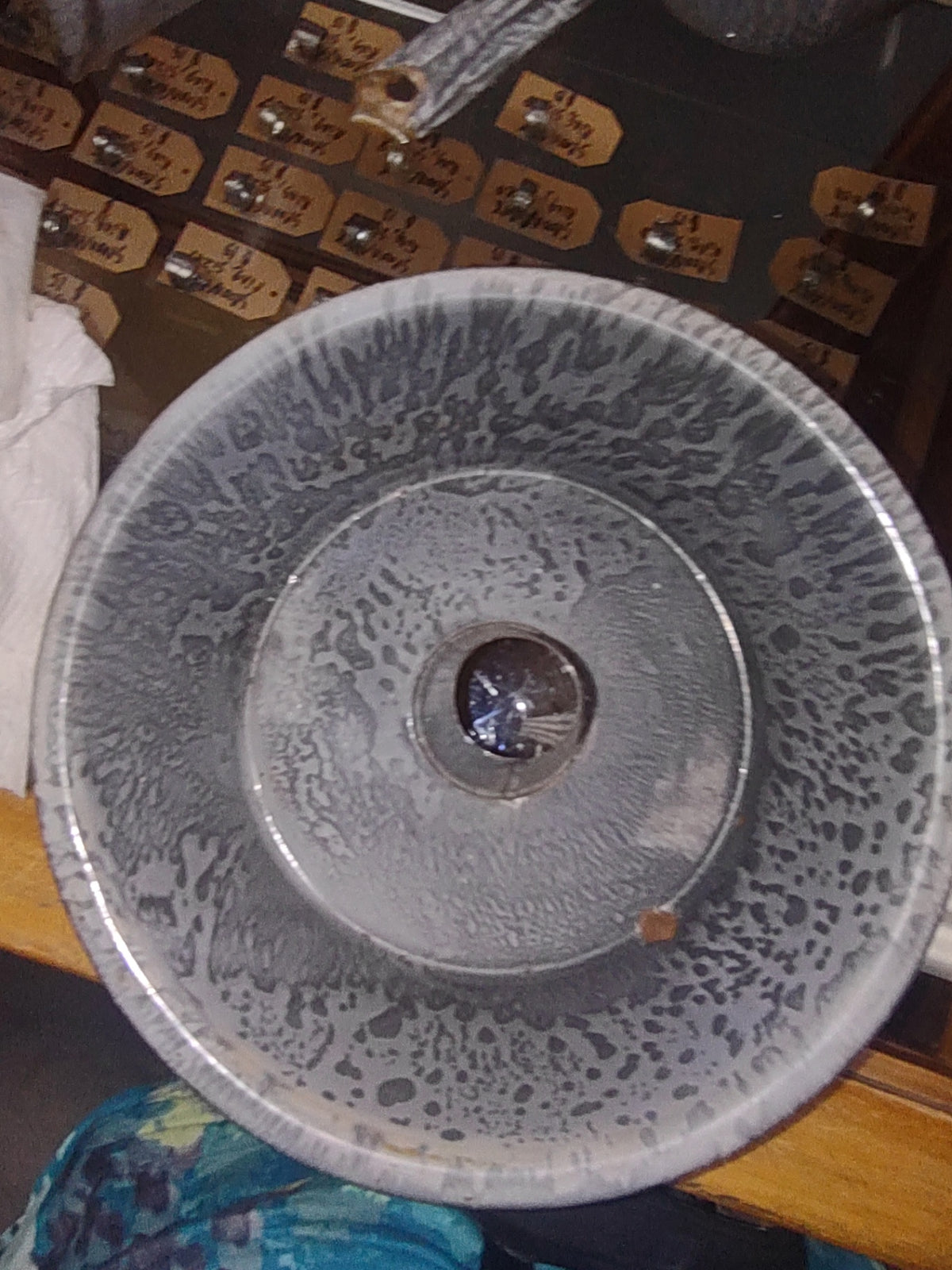 Enamel ware bunt pan