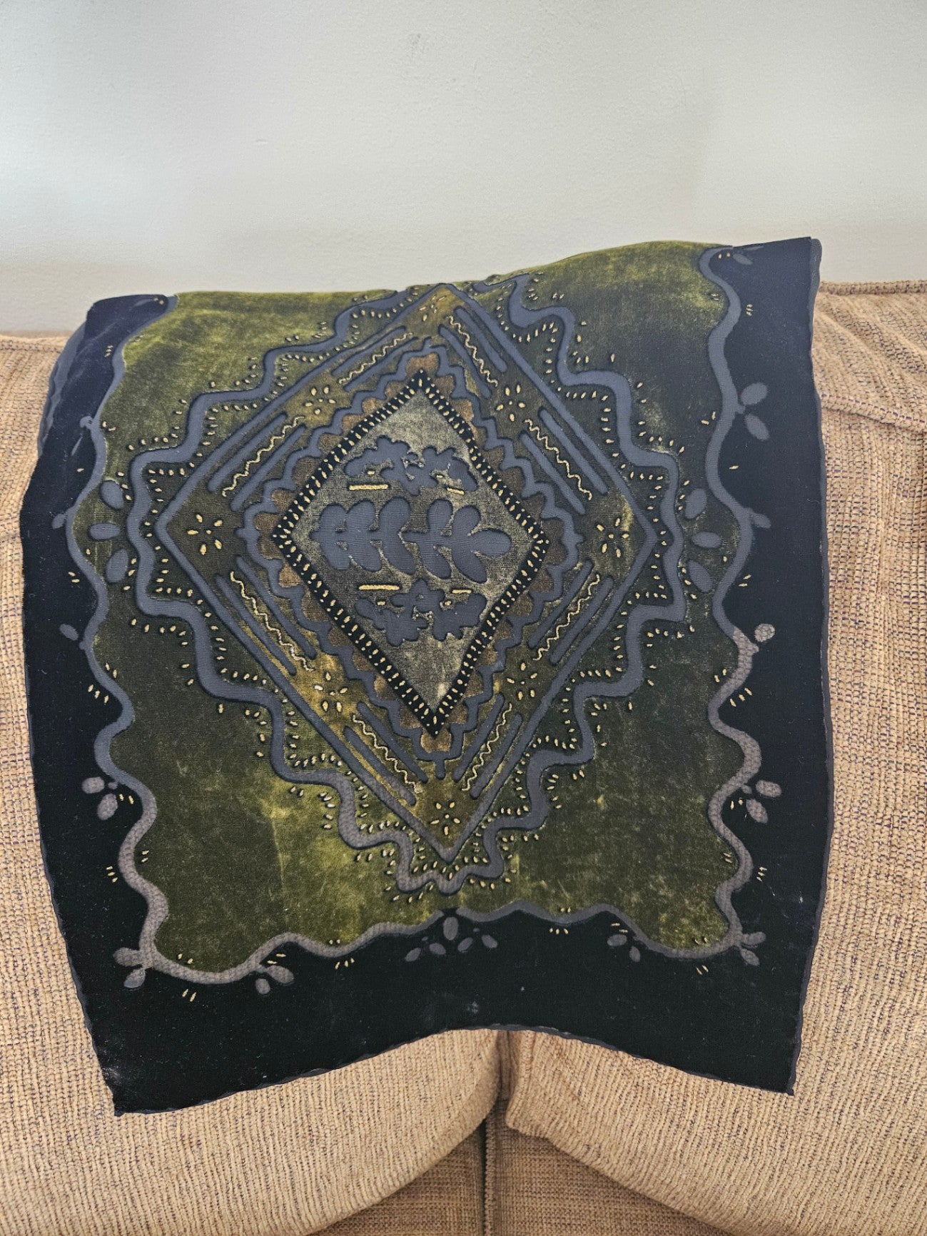 Vint black/green/gold accent burnout velvet scarf approx 13x64